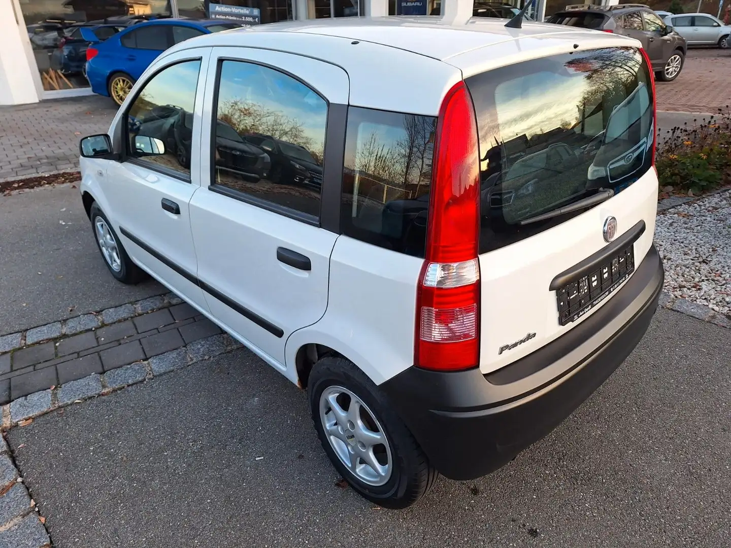 Fiat New Panda 1.1 8V Active Weiß - 2