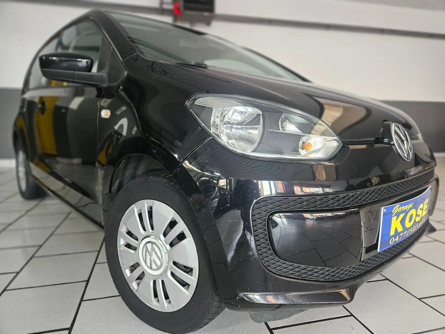 Volkswagen up! Up! 1.0i CLIMATISATION//NAVI//GARANTIE//1ERE MAIN Noir - 2