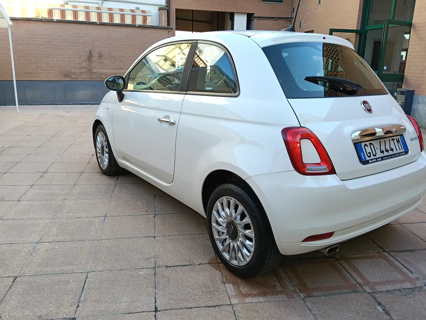 Fiat 500 Lounge 1.0 Hybrid Blanc - 2