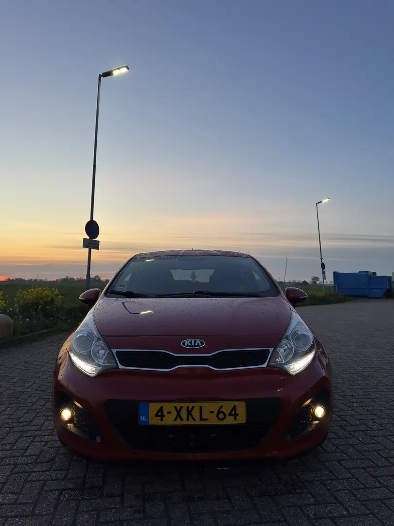 Kia Rio 1.2 CVVT Super Pack World CupEd Rood - 2