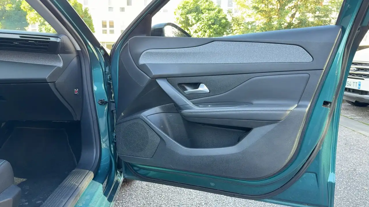 Peugeot 308 308 — photo 22