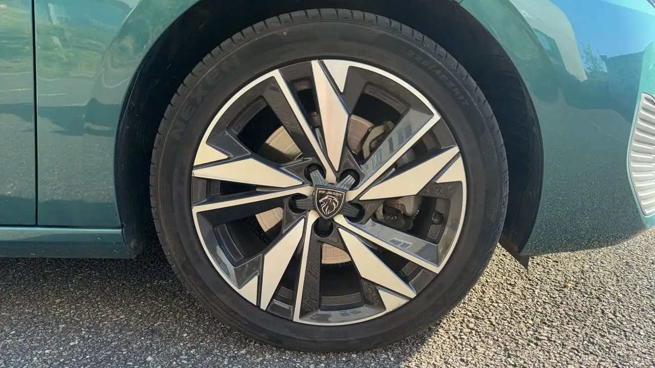 Peugeot 308 308 — photo 17