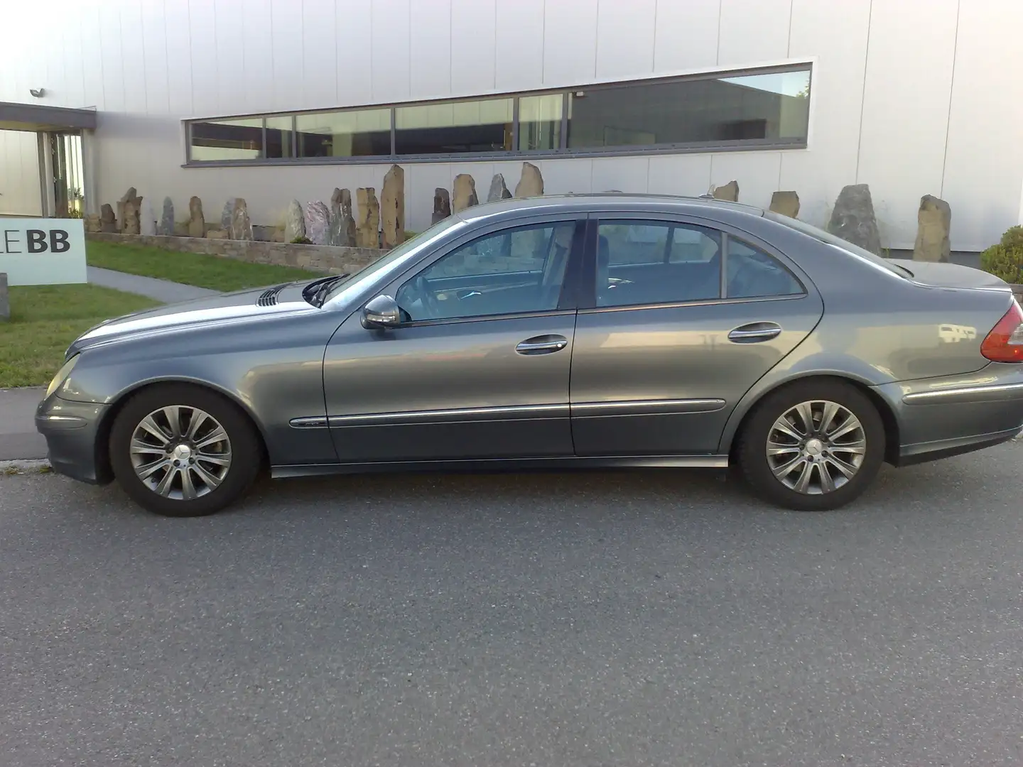 Mercedes-Benz E 280 CDI 7G-TRONIC Avantgarde Grau - 2