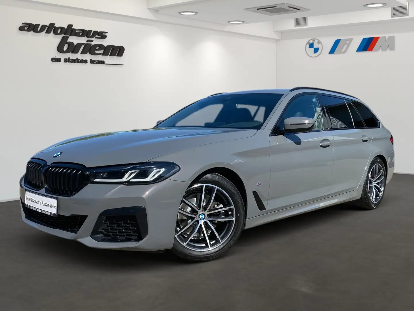 BMW 520 d Touring M Sportpaket HiFi DAB LED WLAN AHK Grey - 1