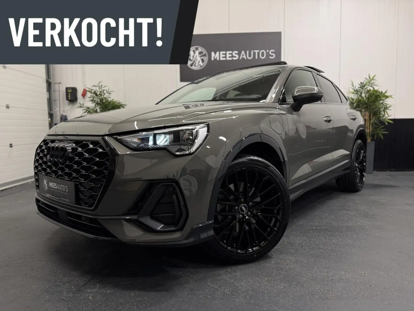 Audi Q3 Sportback 45 TFSI e S Edition|Pano|20"|BLIS|Lane a Grijs - 2