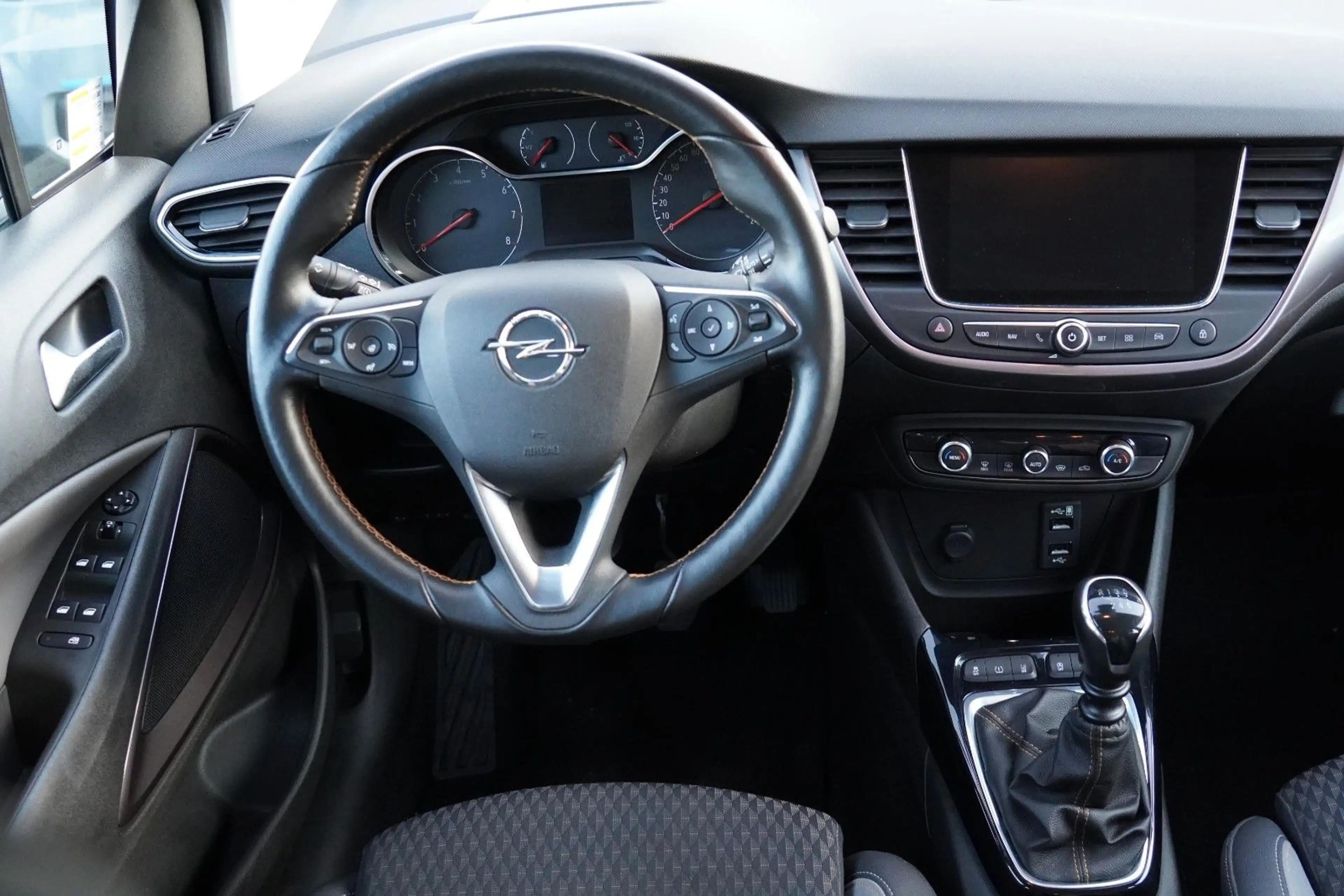 Opel Crossland X Innovation MIT 3 JAHREN GARANTIE — photo 12