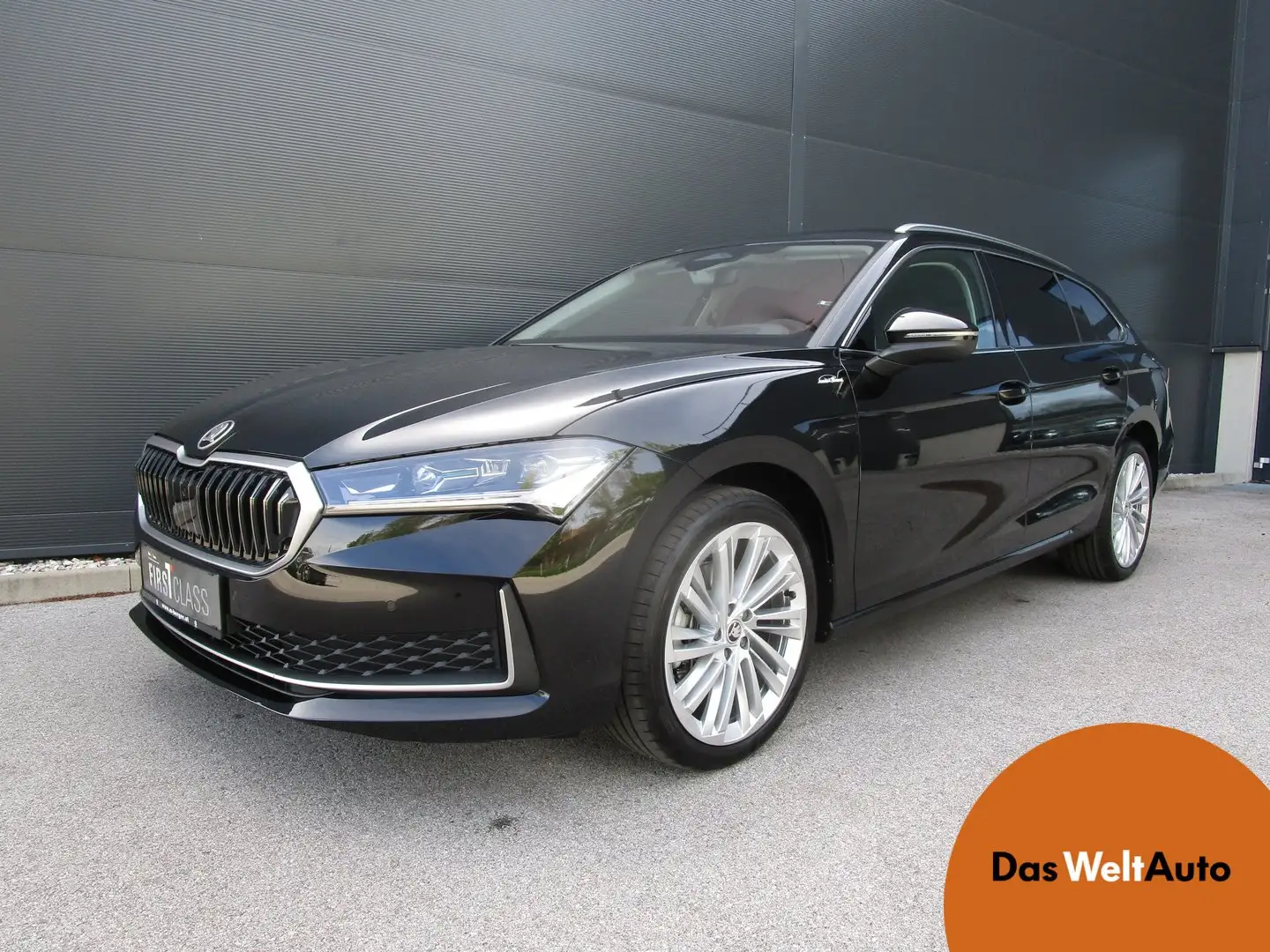 Skoda Superb L&K TDI DSG Schwarz - 1