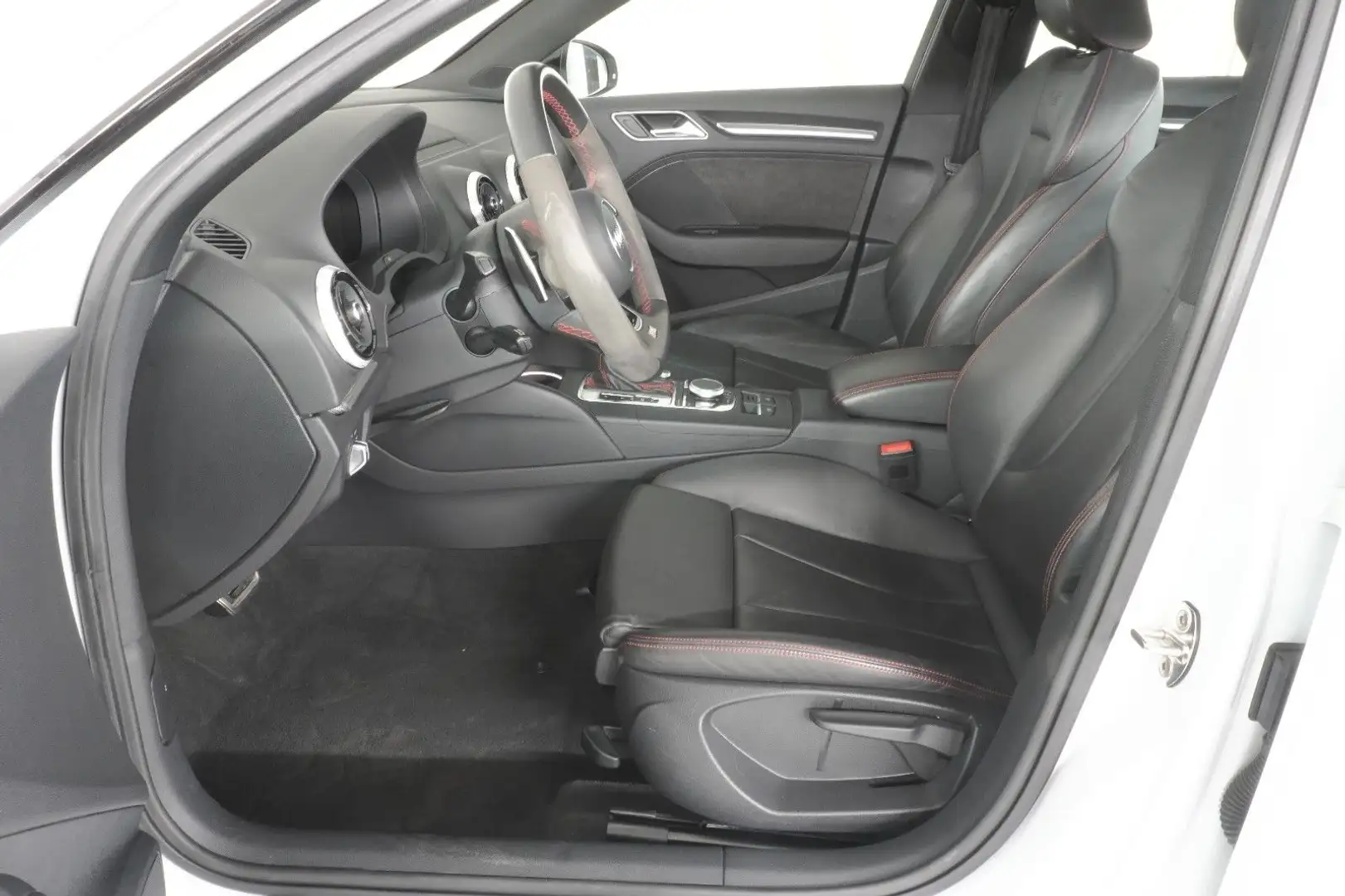 Audi RS3 Sportback 2.5 TFSI LED ACC Assistenzpaket Weiß - 2