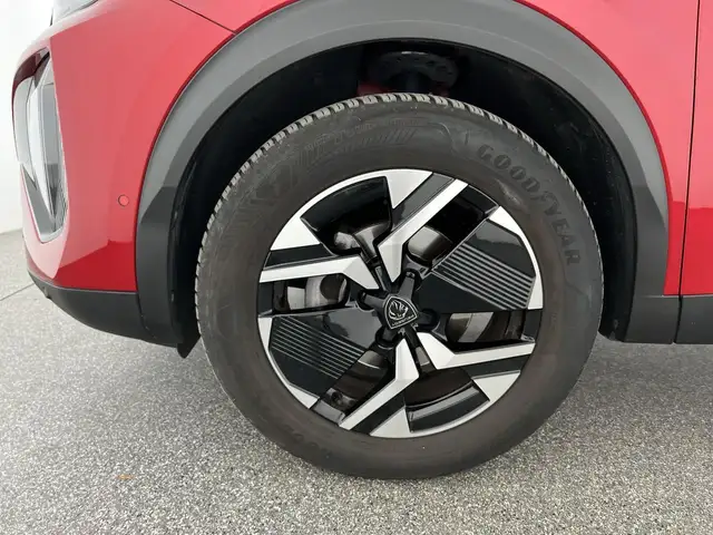 Peugeot 2008 view 7