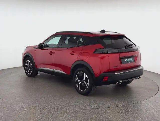 Peugeot 2008 view 5