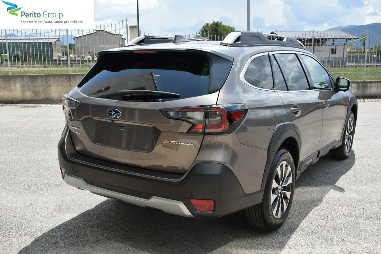 Subaru OUTBACK 2.5i Lineartronic Premium Grau - 2