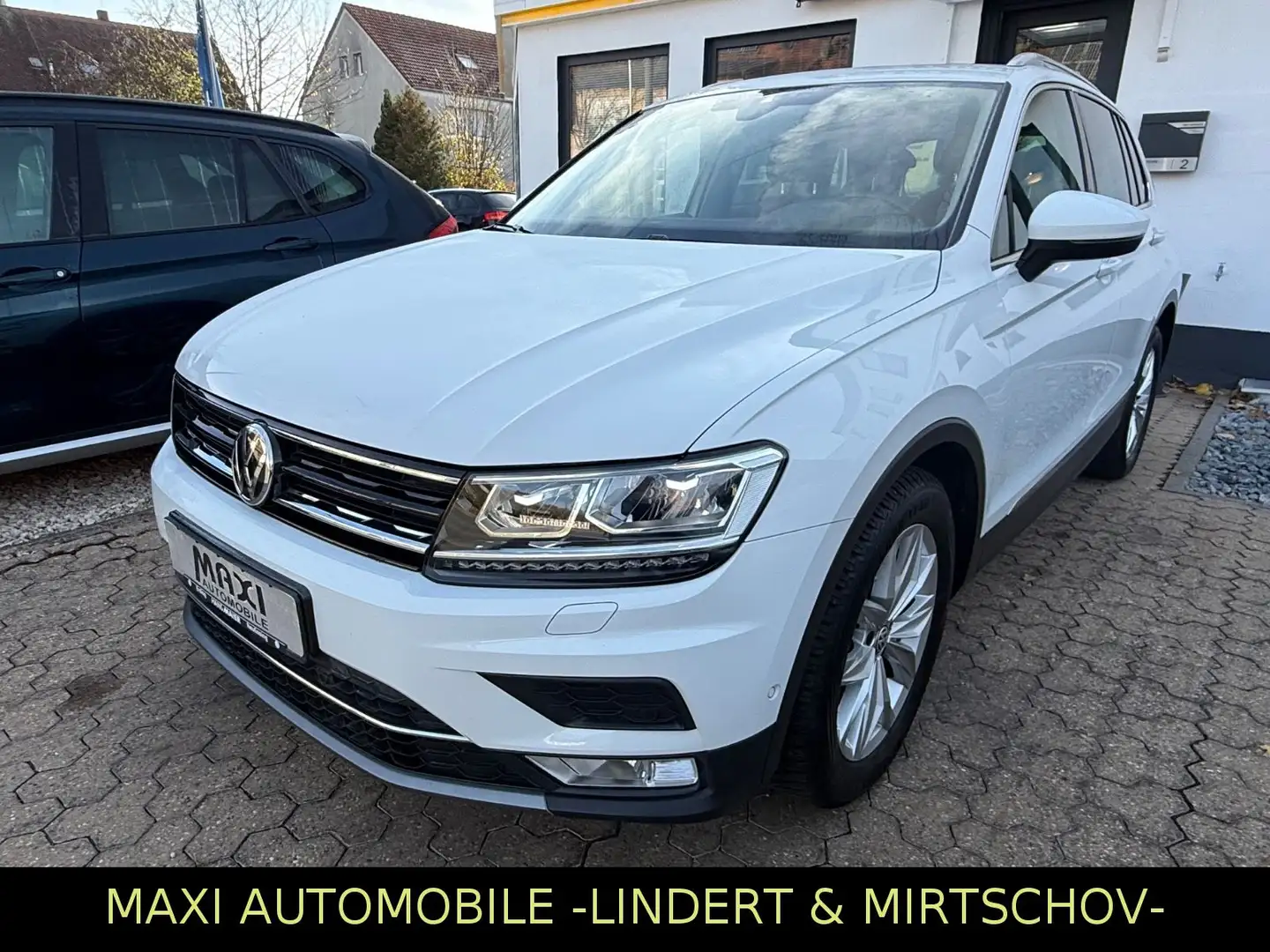 Volkswagen Tiguan 2.0 Highline-1.HAND-NAVI-LED-PANO-KAM-ACC Weiß - 2