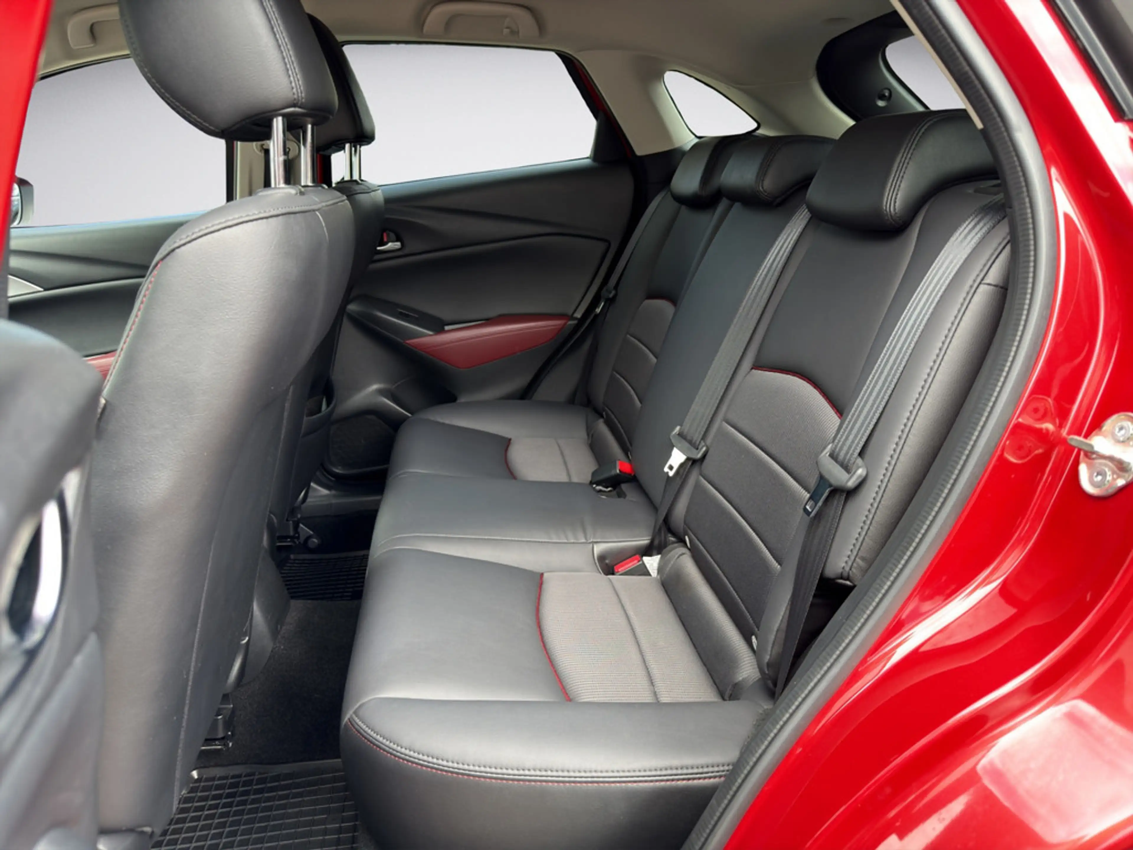 Mazda CX-3 2.0 Sports-Line KAMERA HUD FULL-LED SHZ — photo 10