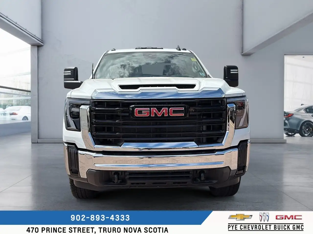 GMC Sierra 3500HD снимка GMC Sierra 3500HD