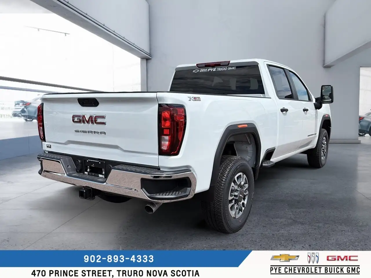 GMC Sierra 3500HD снимка GMC Sierra 3500HD