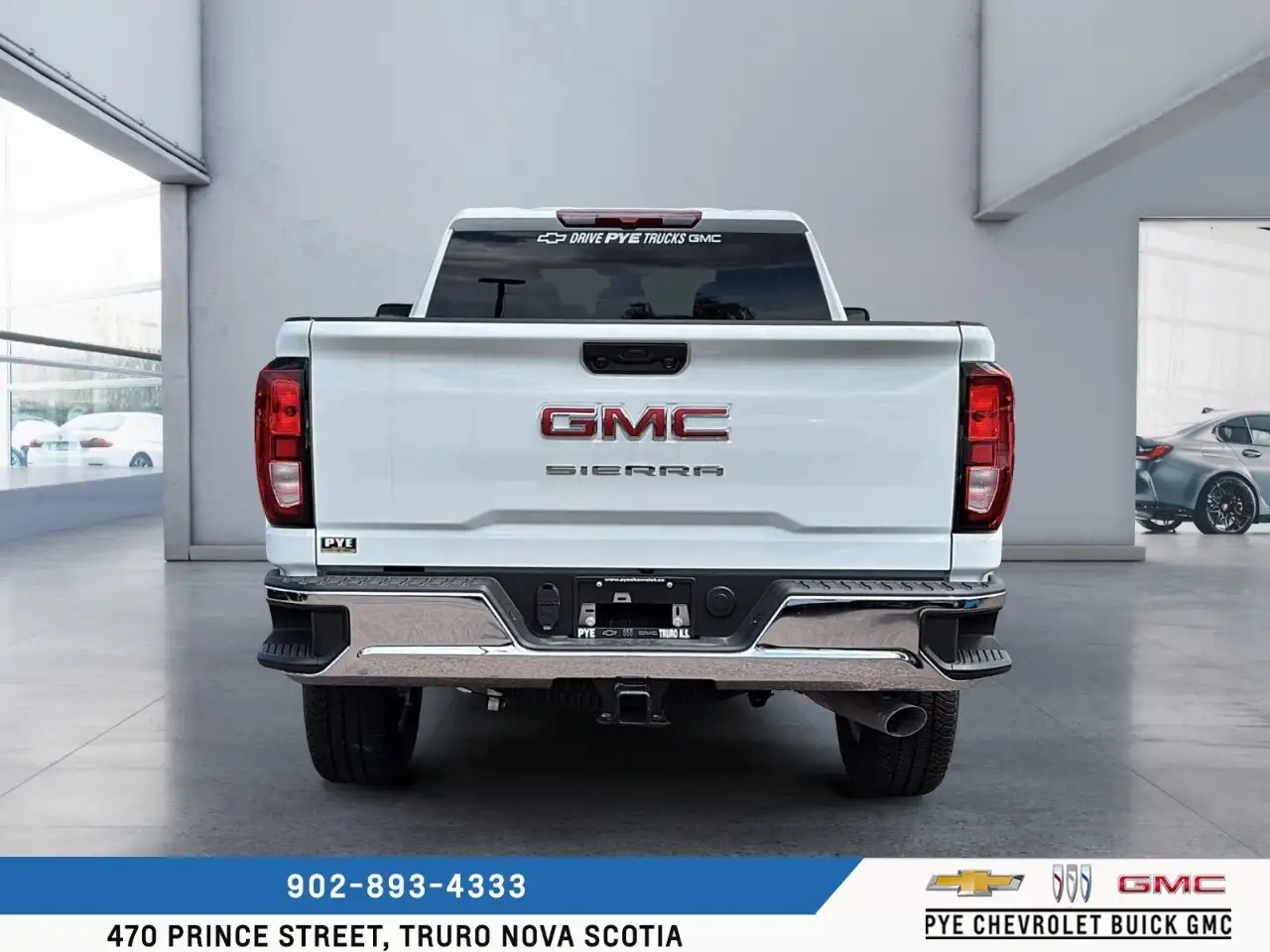 GMC Sierra 3500HD снимка GMC Sierra 3500HD