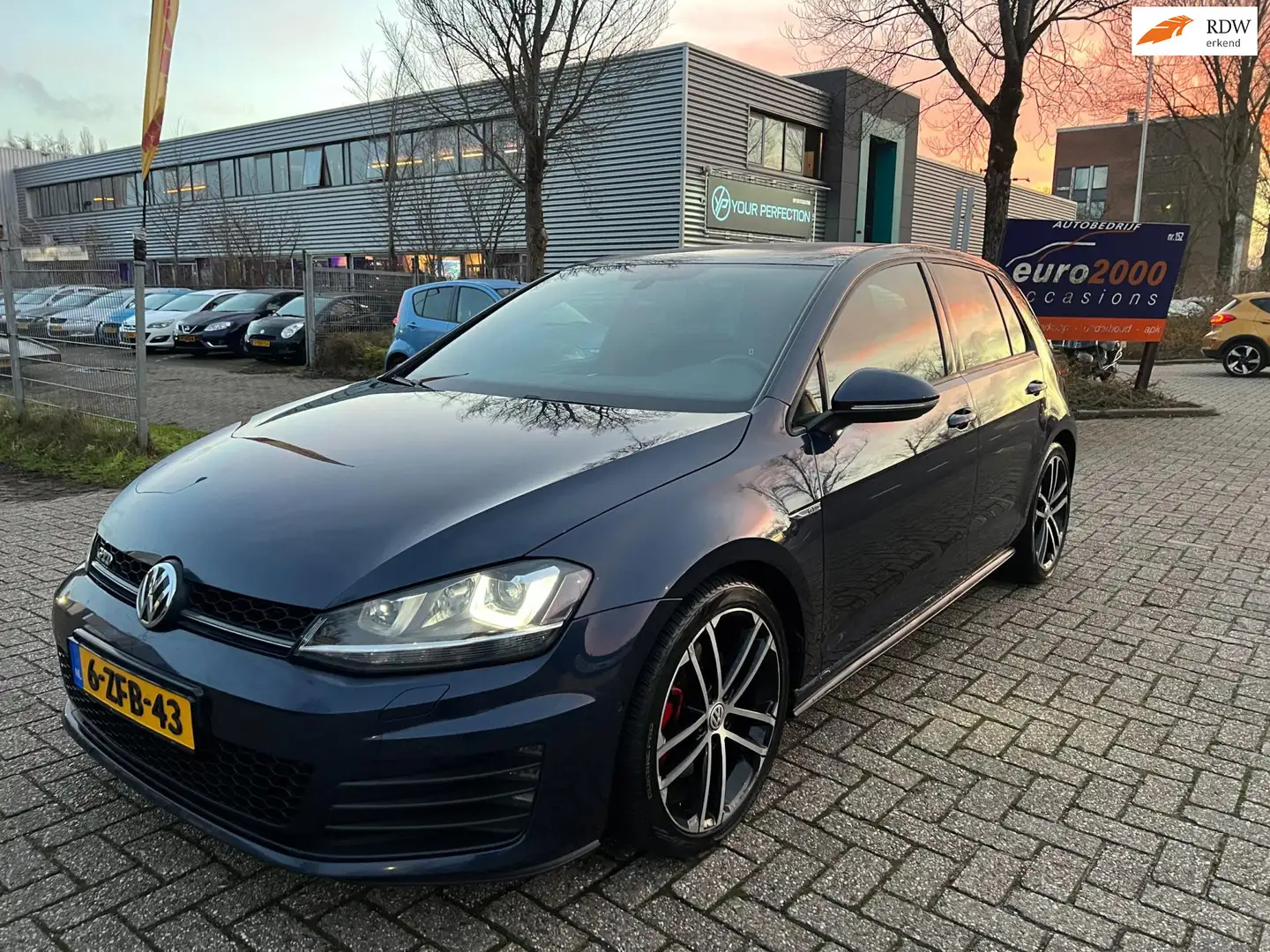 Volkswagen Golf GTD 2.0 TDI - LED - CAMERA - NAVIGATIE ! Albastru - 1
