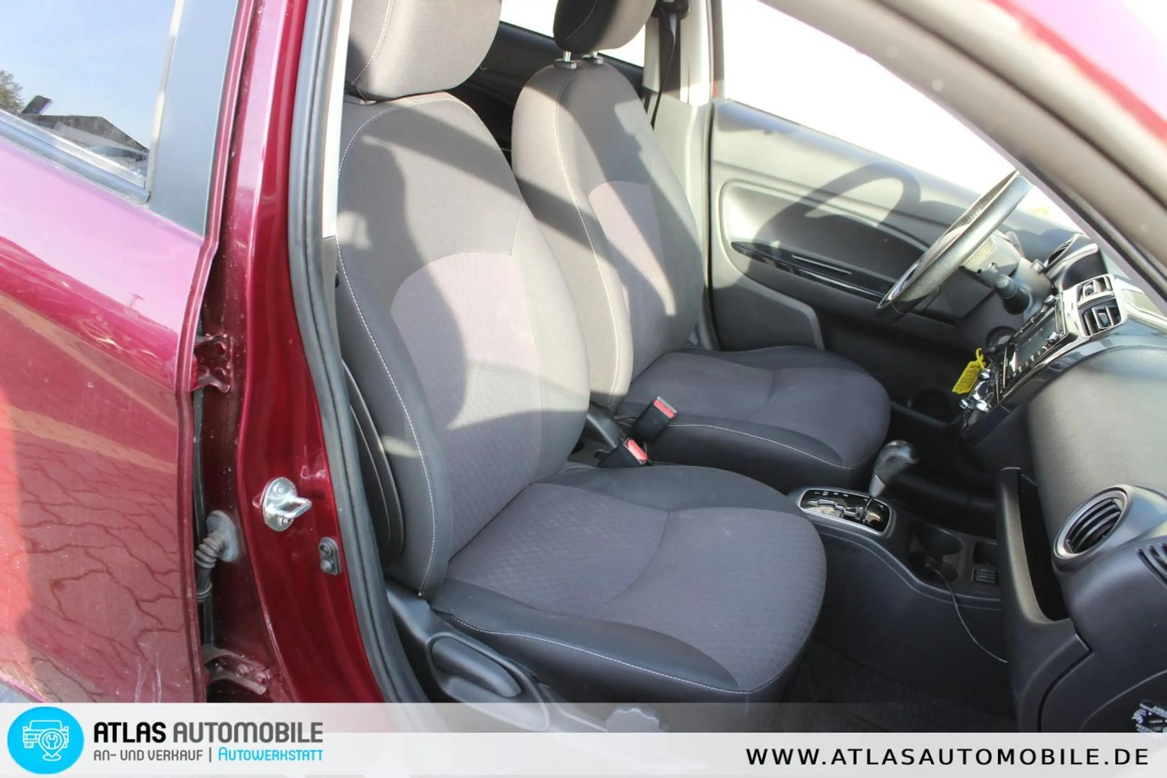 Mitsubishi Space Star Intro Edition+ Automatik=NAVI=KLIMA=2 — photo 6