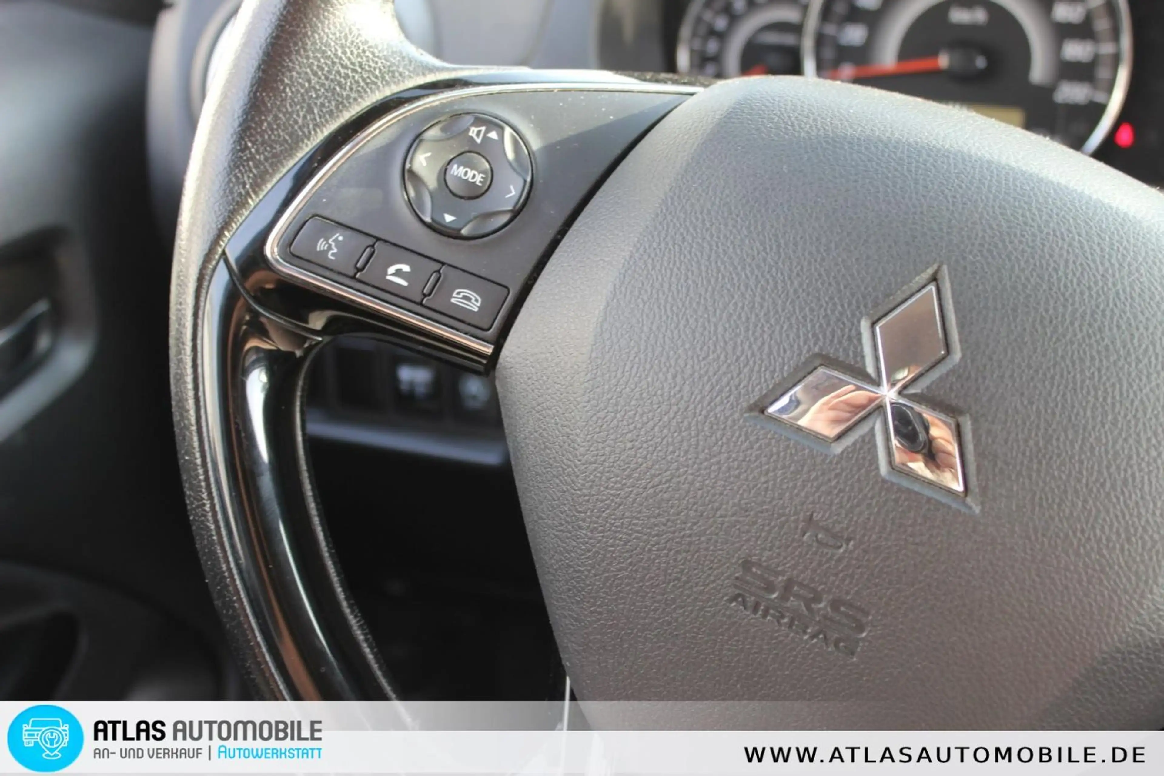 Mitsubishi Space Star Intro Edition+ Automatik=NAVI=KLIMA=2 — photo 5