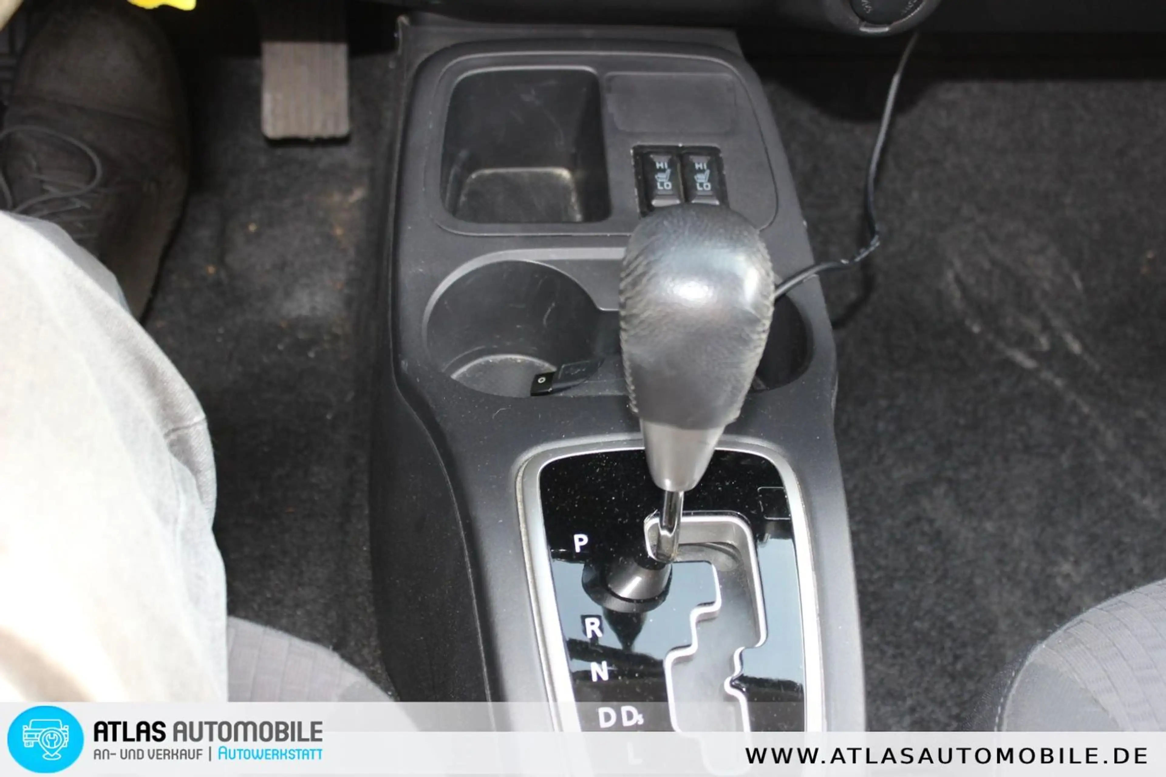 Mitsubishi Space Star Intro Edition+ Automatik=NAVI=KLIMA=2 — photo 3