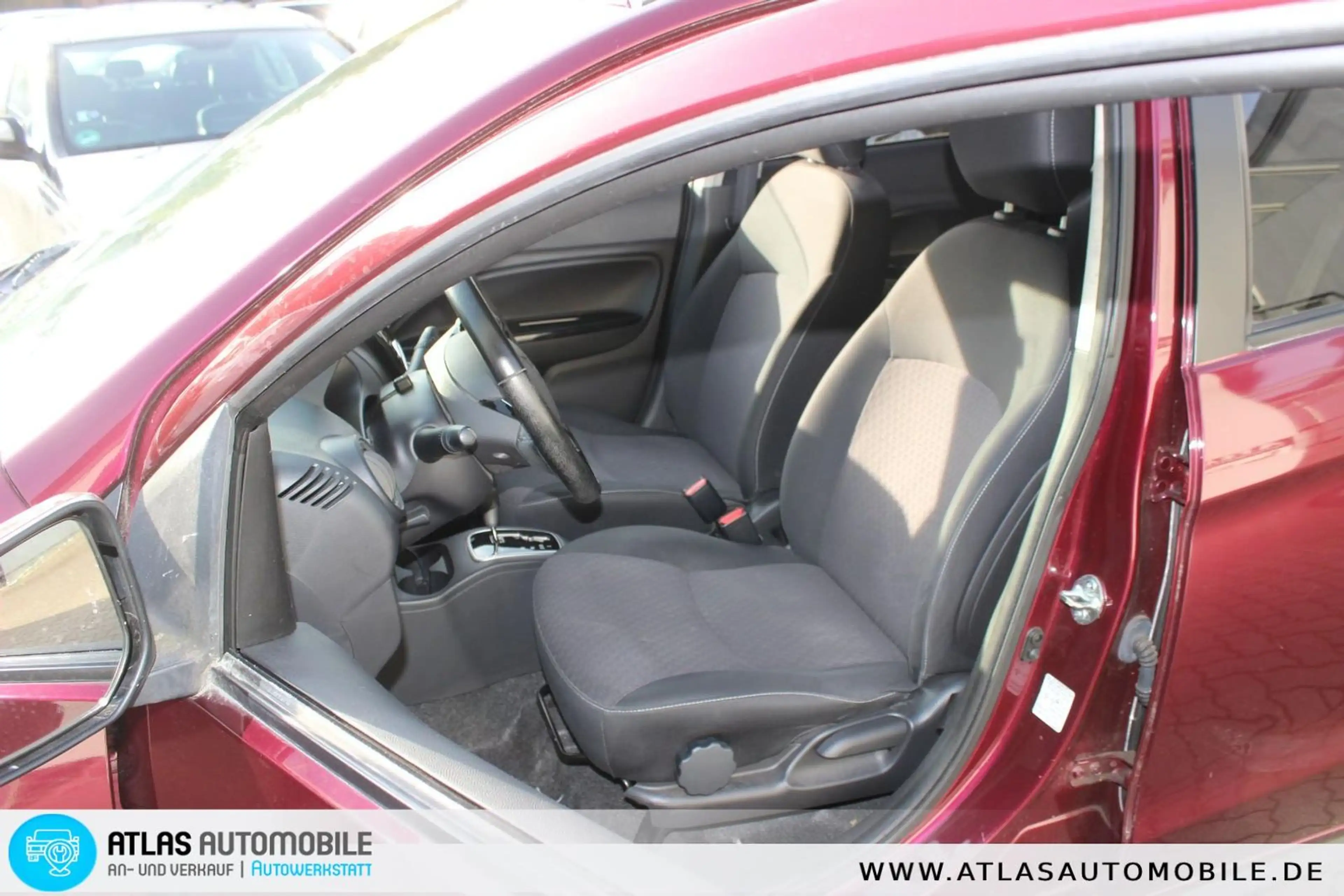 Mitsubishi Space Star Intro Edition+ Automatik=NAVI=KLIMA=2 — photo 7