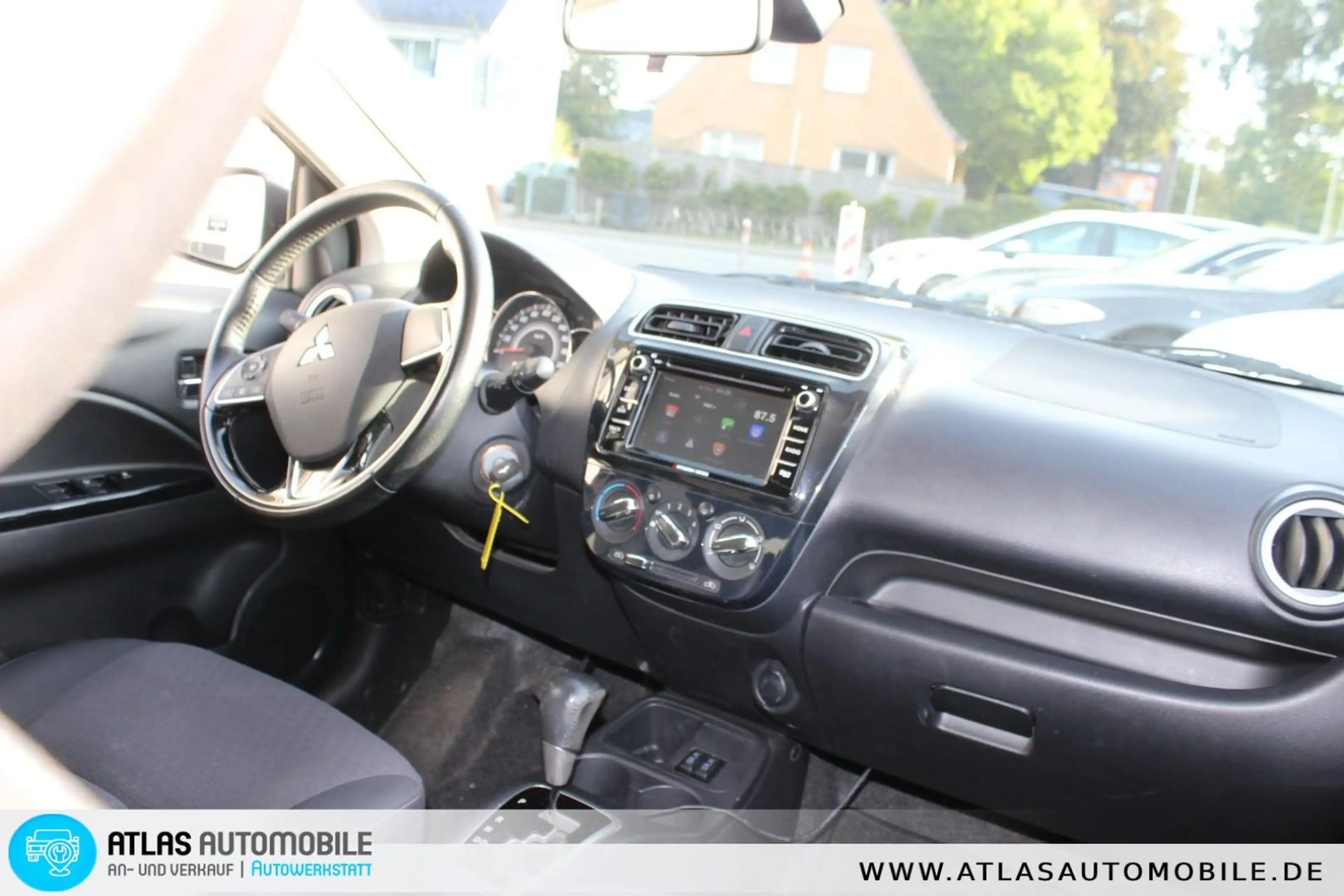Mitsubishi Space Star Intro Edition+ Automatik=NAVI=KLIMA=2 — photo 4