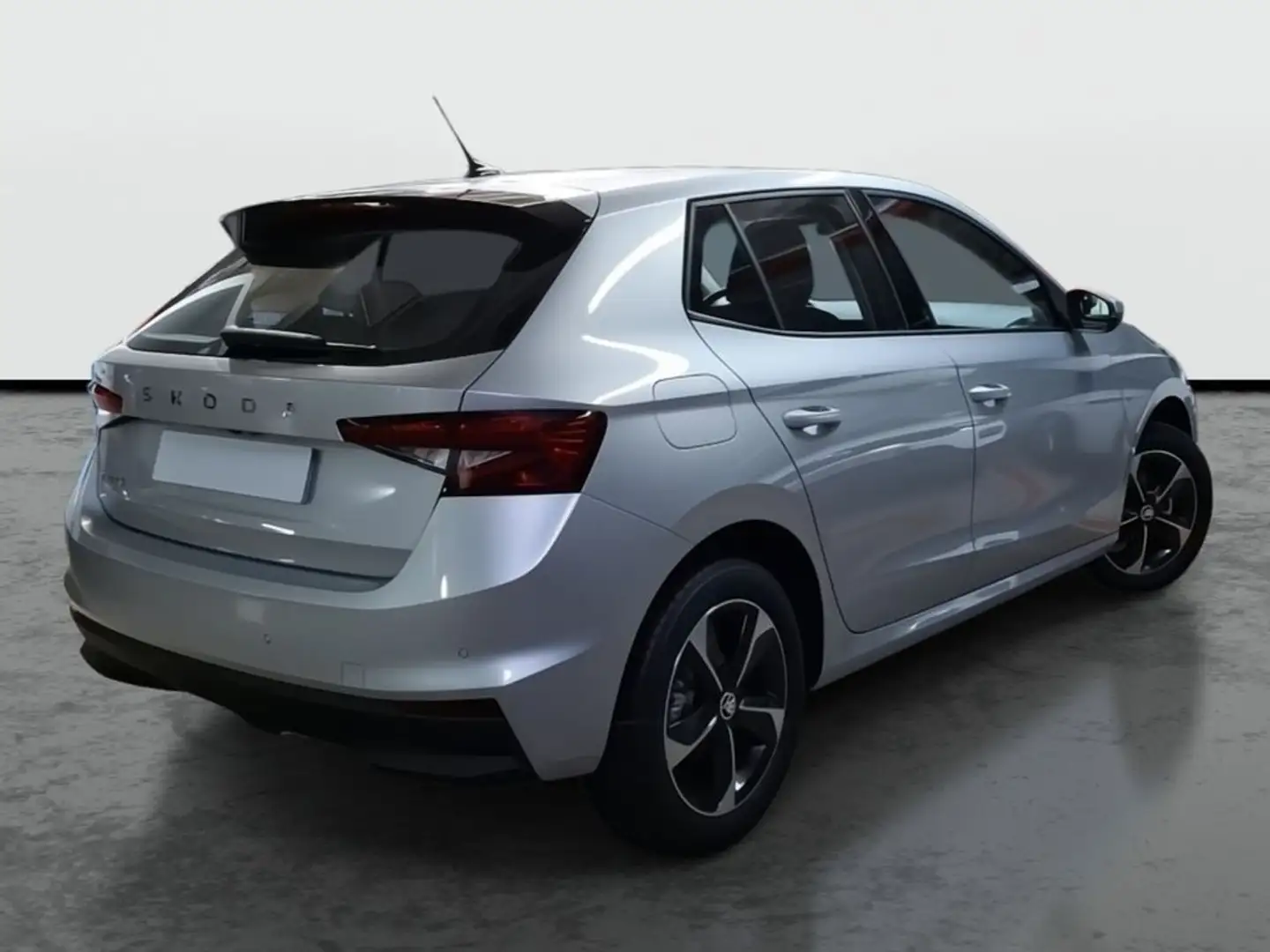 Skoda Fabia Selection 1.0 TSI 70 kW (95 CV) (PJ3DJ411) Plateado - 2