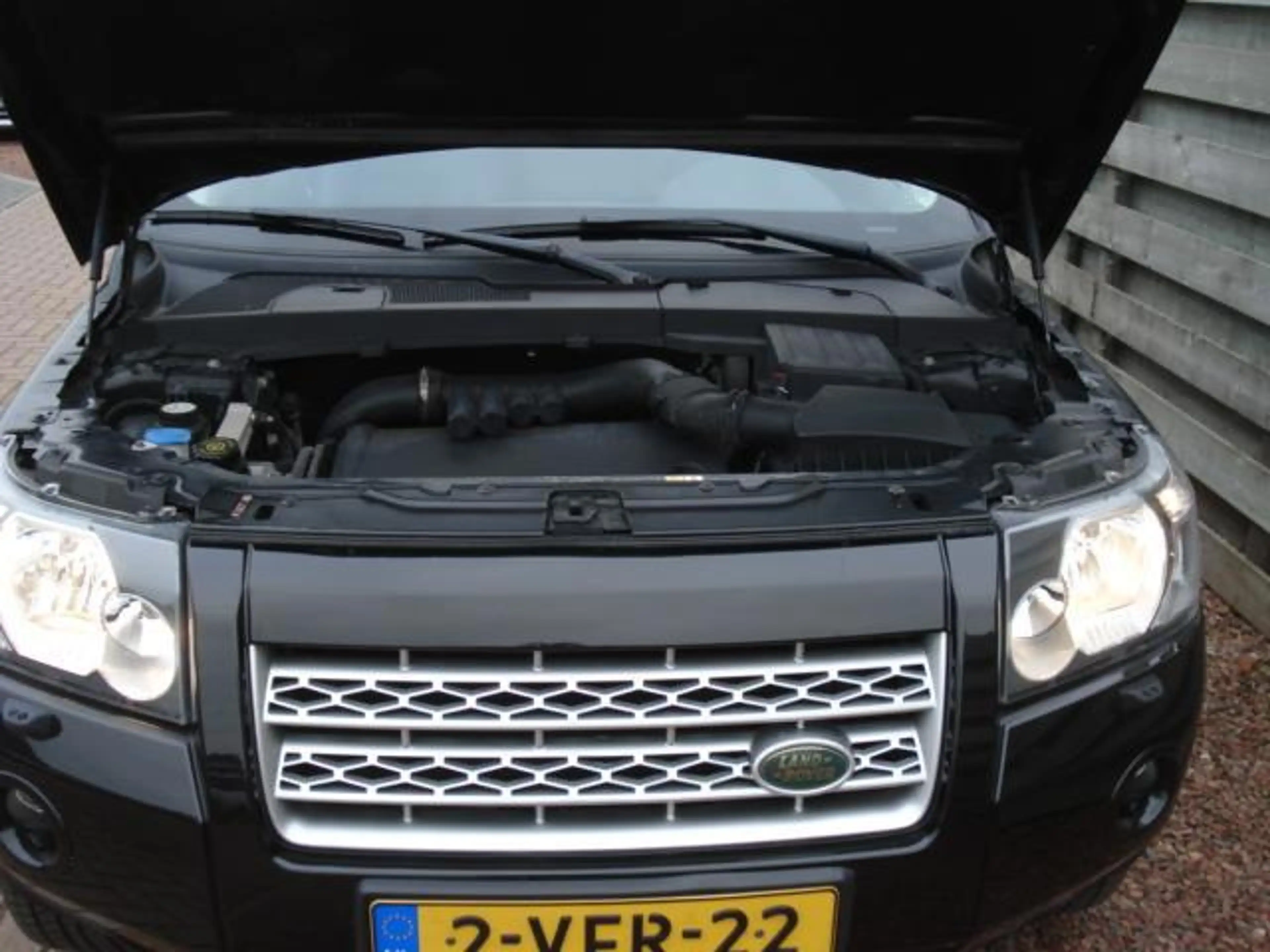 Land Rover Freelander 2.2 TD4e E Van — photo 12