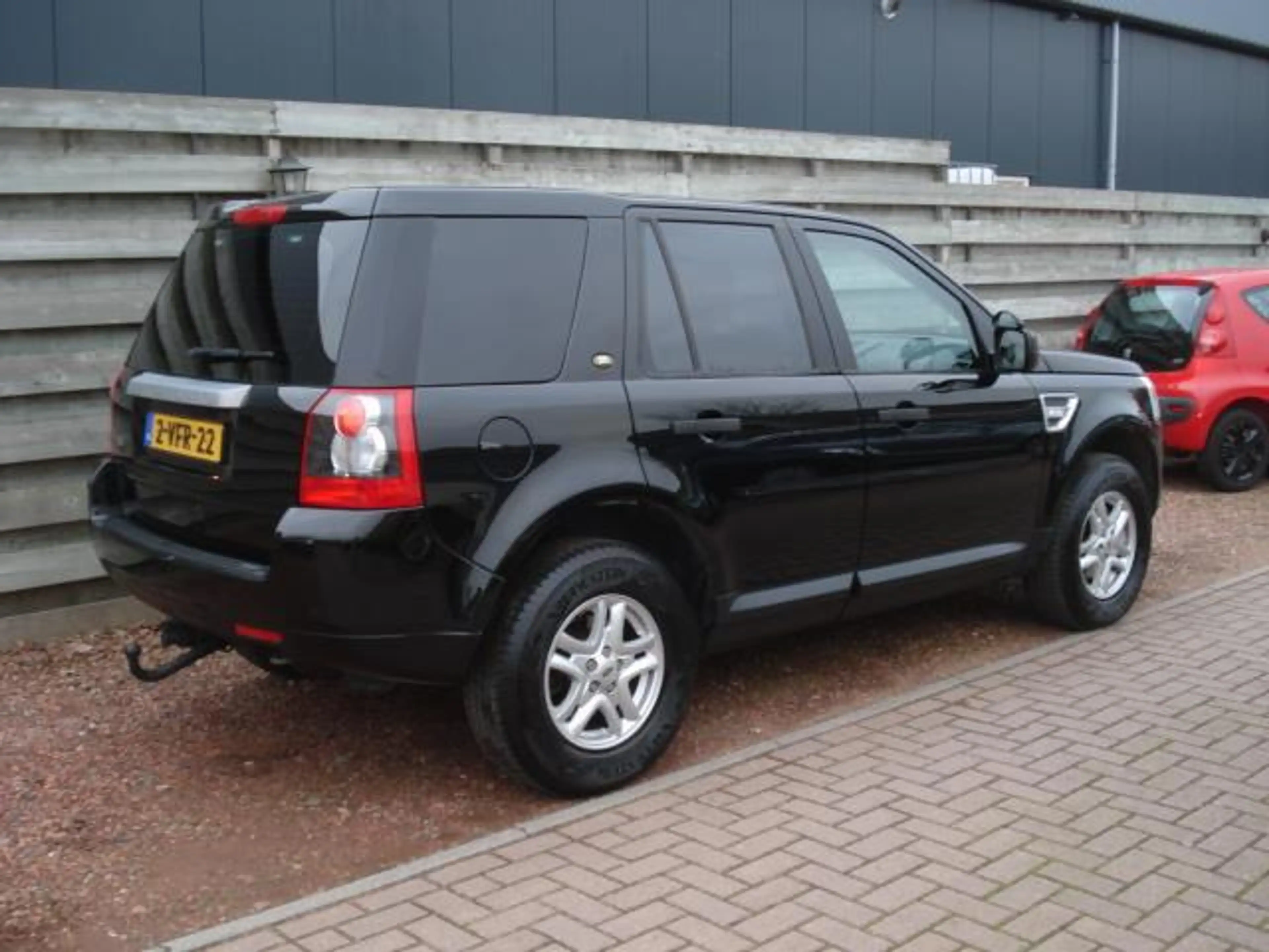 Land Rover Freelander 2.2 TD4e E Van — photo 2