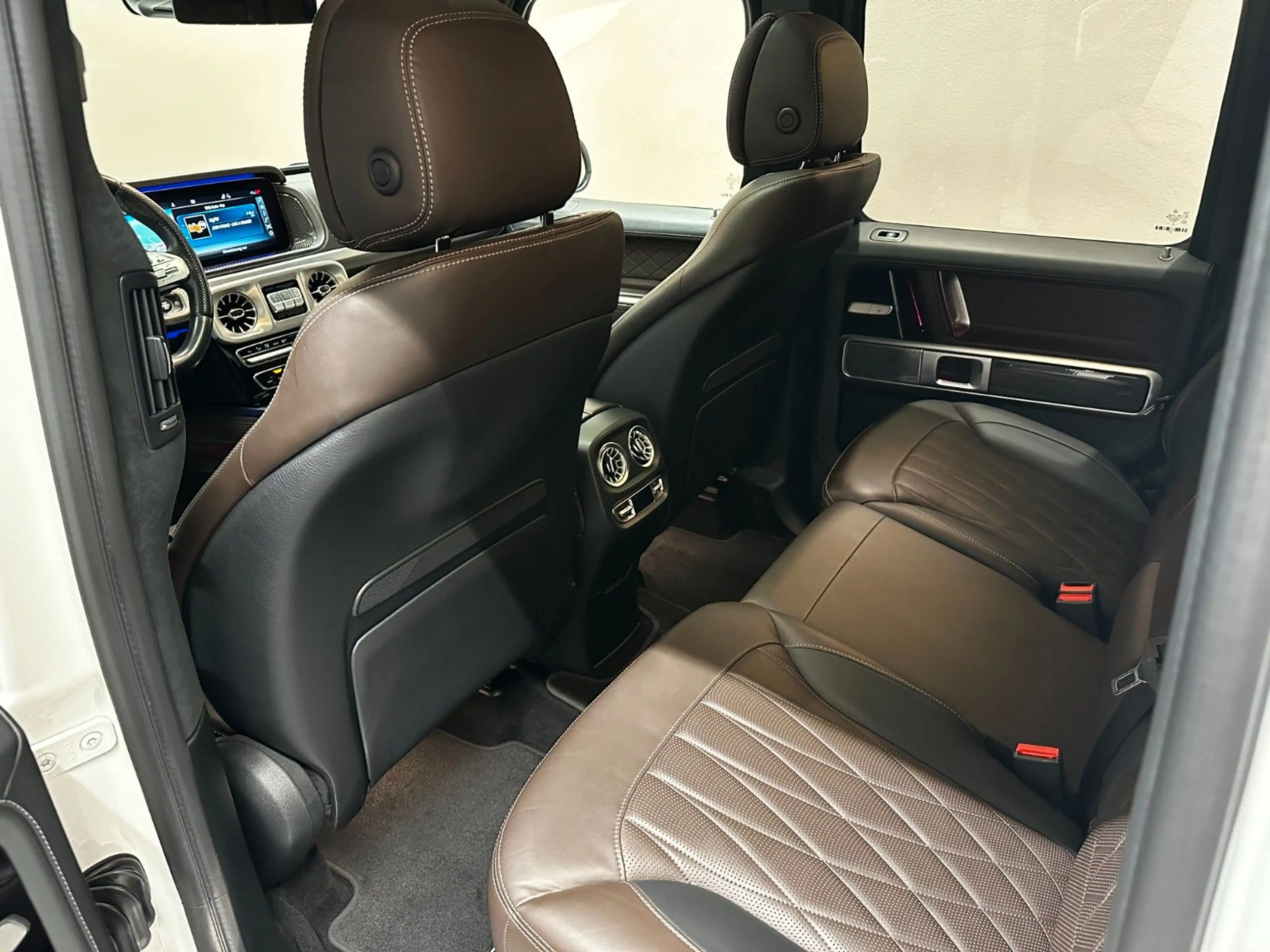 Mercedes-Benz G 63 AMG G63 AMG Exklusiv Interieur+ **BURMESTER*MEMORY** — photo 14