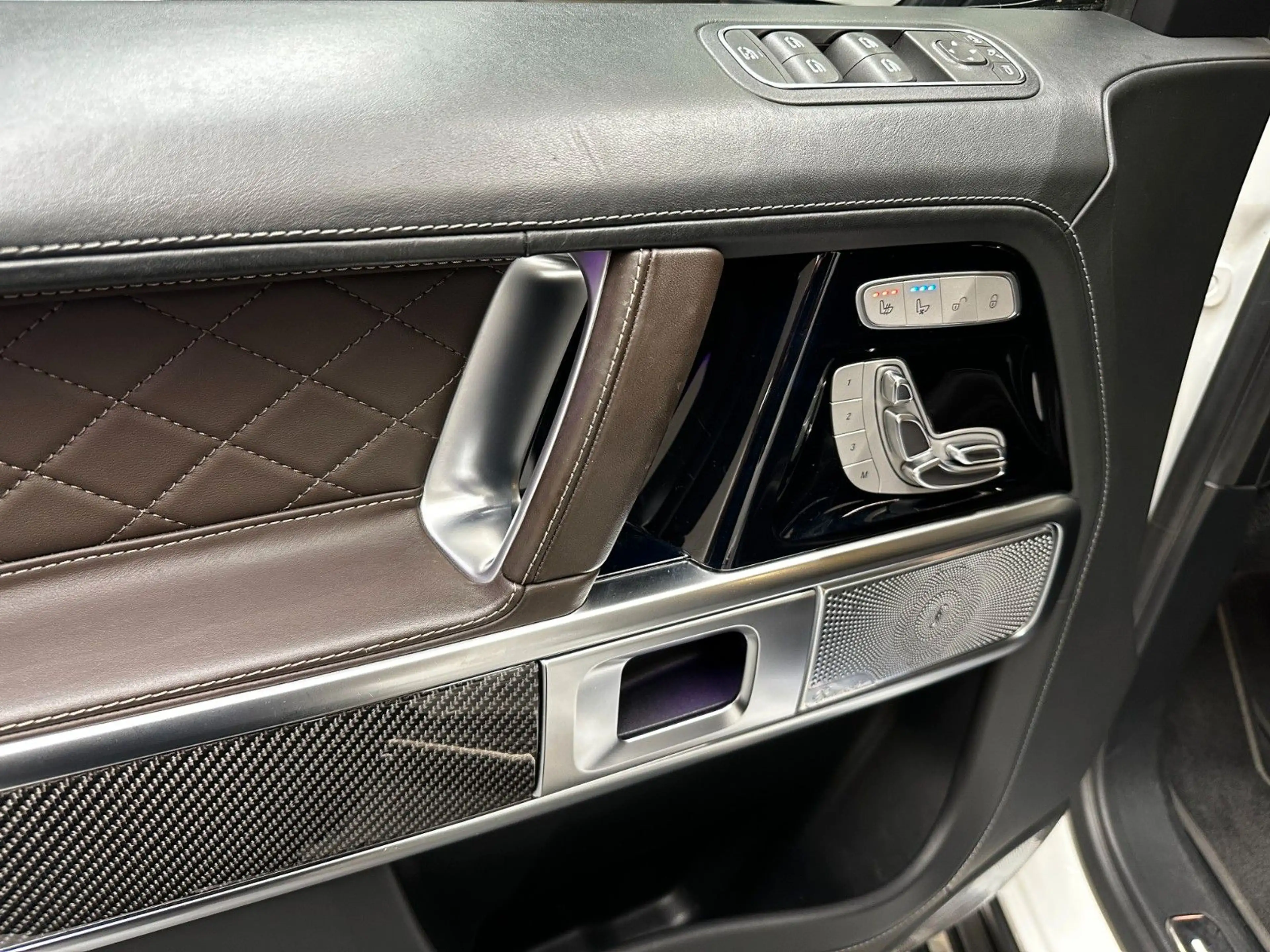 Mercedes-Benz G 63 AMG G63 AMG Exklusiv Interieur+ **BURMESTER*MEMORY** — photo 13