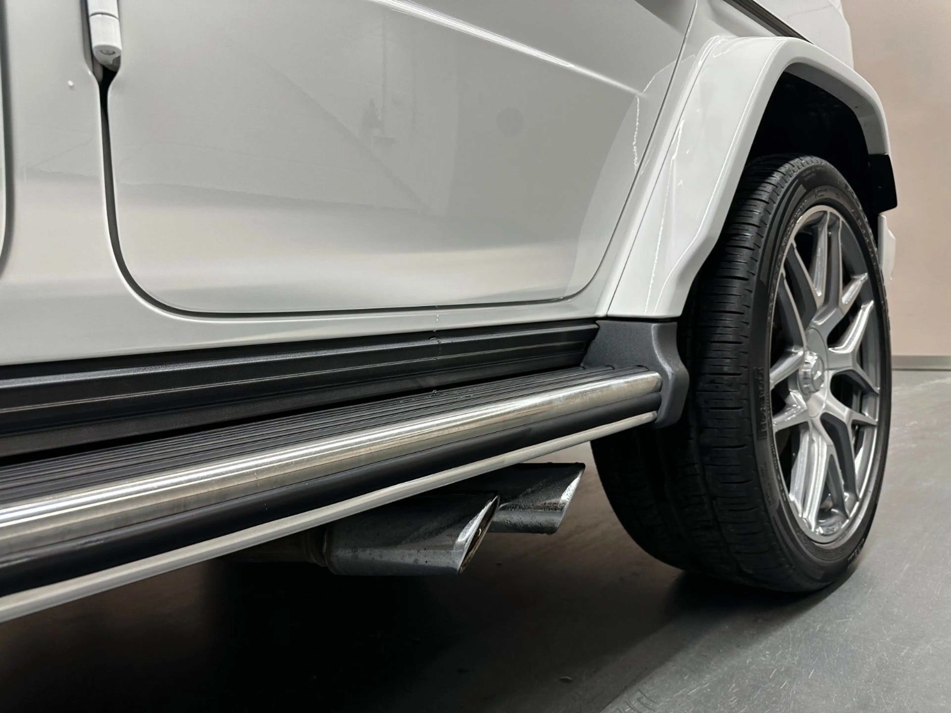 Mercedes-Benz G 63 AMG G63 AMG Exklusiv Interieur+ **BURMESTER*MEMORY** — photo 4