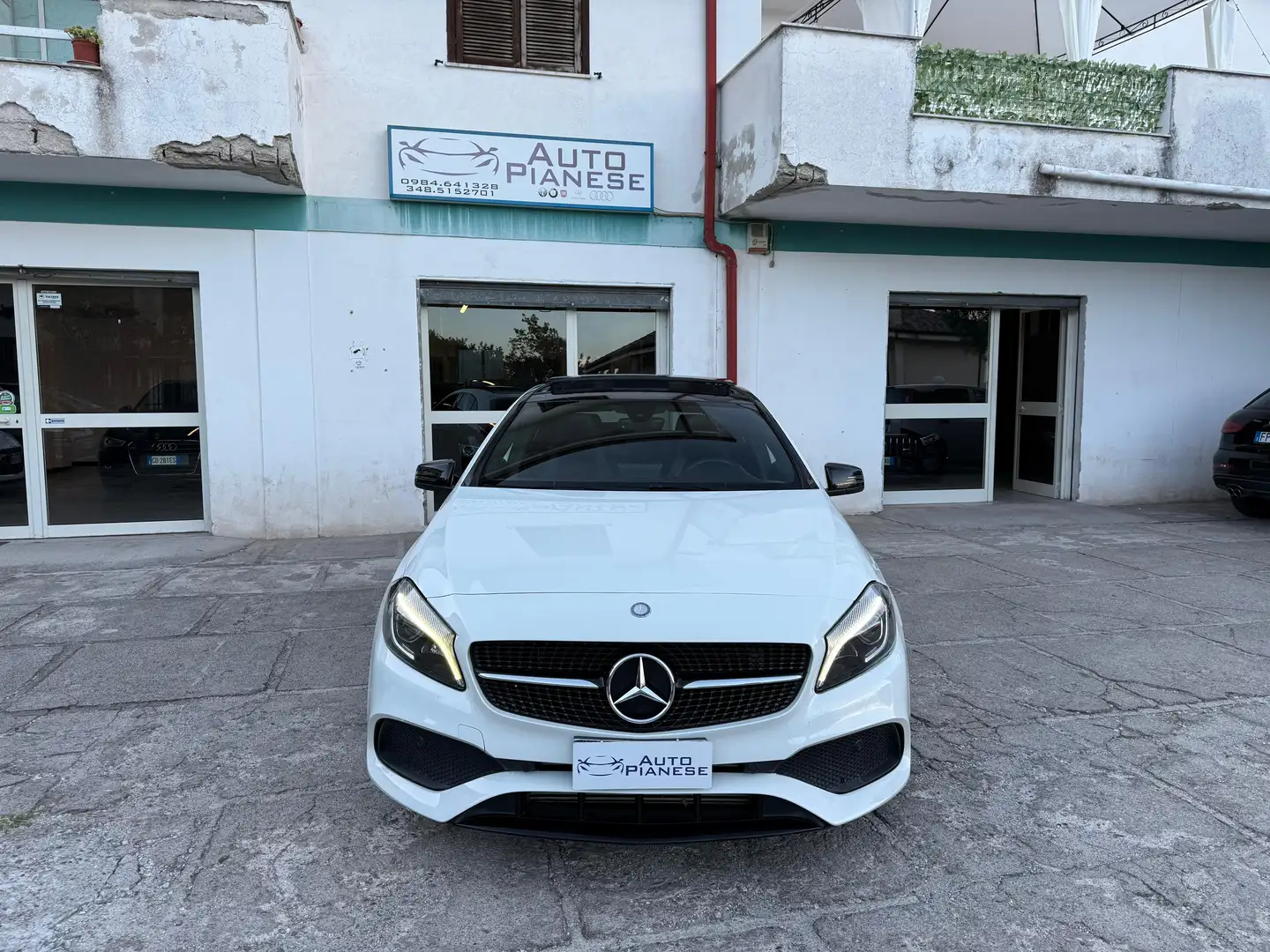 Mercedes-Benz A 180 A 180 d Premium my16 Bianco - 2