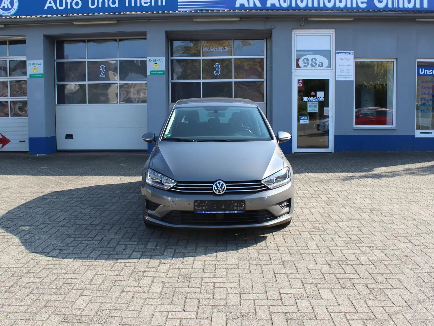 Volkswagen Golf Sportsvan 1.2 TSI NAVI * SITZHEIZUNG * PDC Grigio - 2