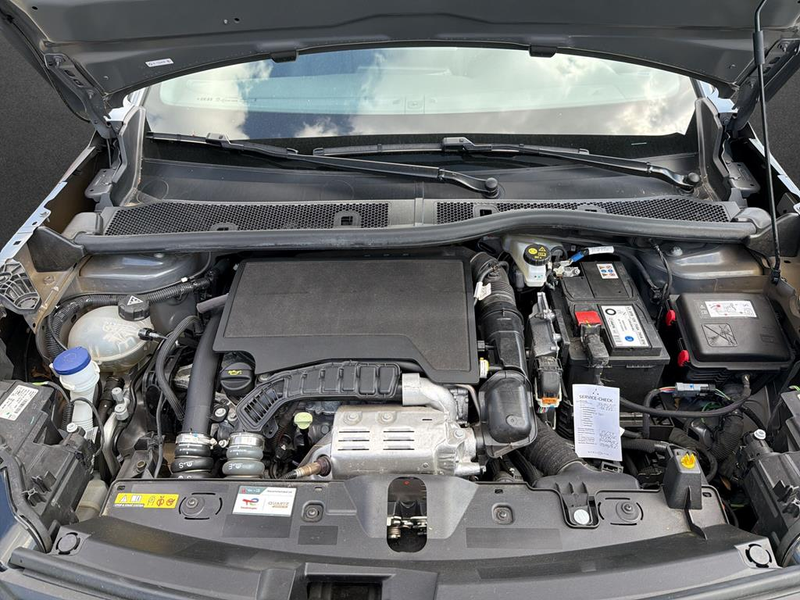 Peugeot 2008 Allure 130 KLIMA+PDC+SITZHZG — photo 7
