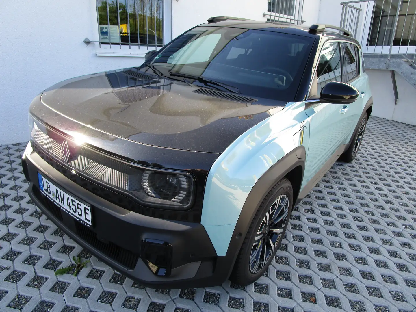 Renault R 4 R 4 E-Tech Iconic 150 Comfort Range Grün - 1