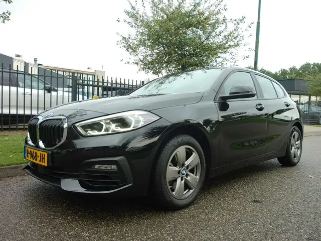 BMW 116 1-Serie (F40) 116i 109pk Business Edition