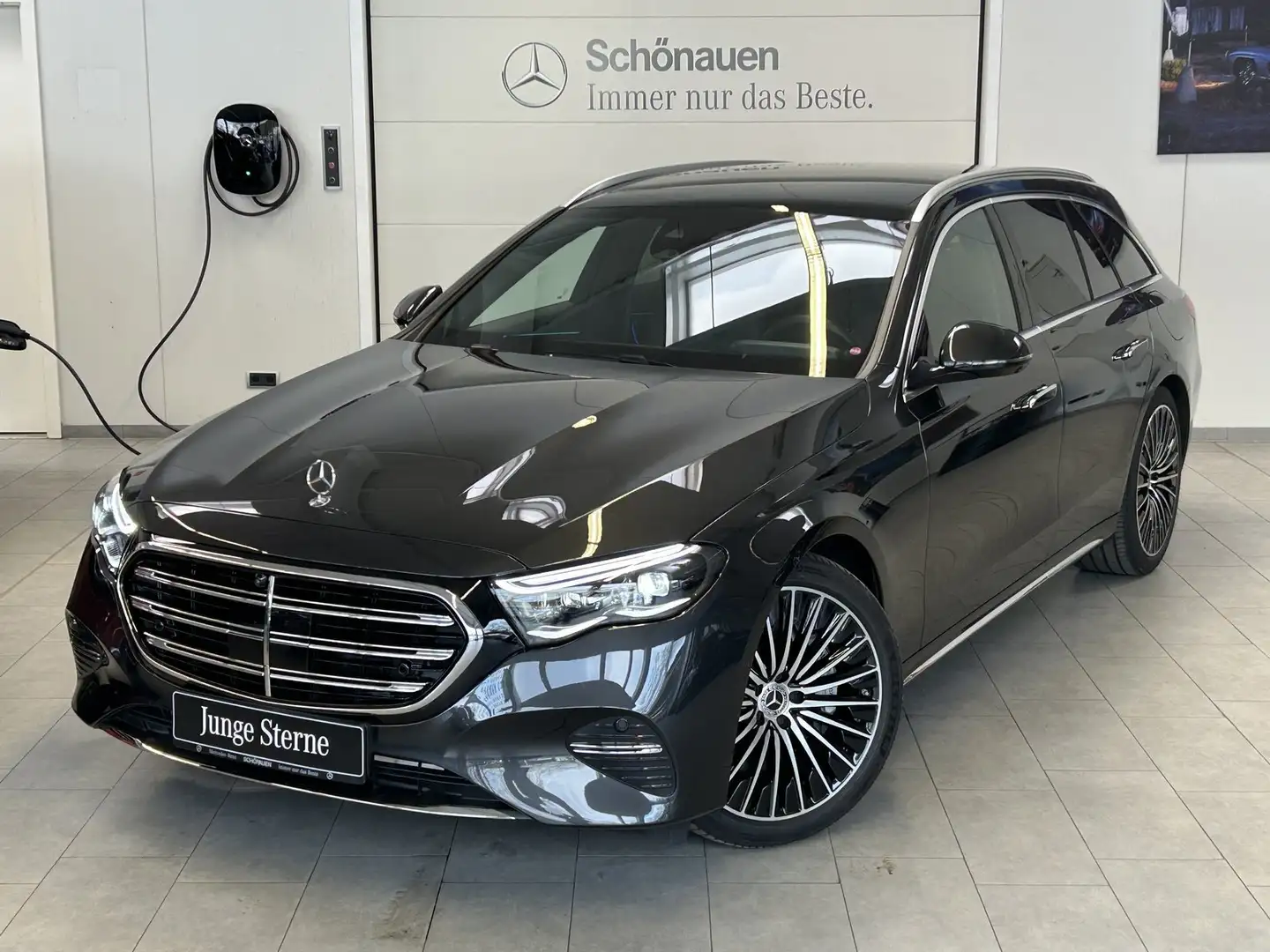 Mercedes-Benz E 300 e T AMG PANO+DISTR.+HUD+MEMORY+DIGITAL+AHK Grau - 2