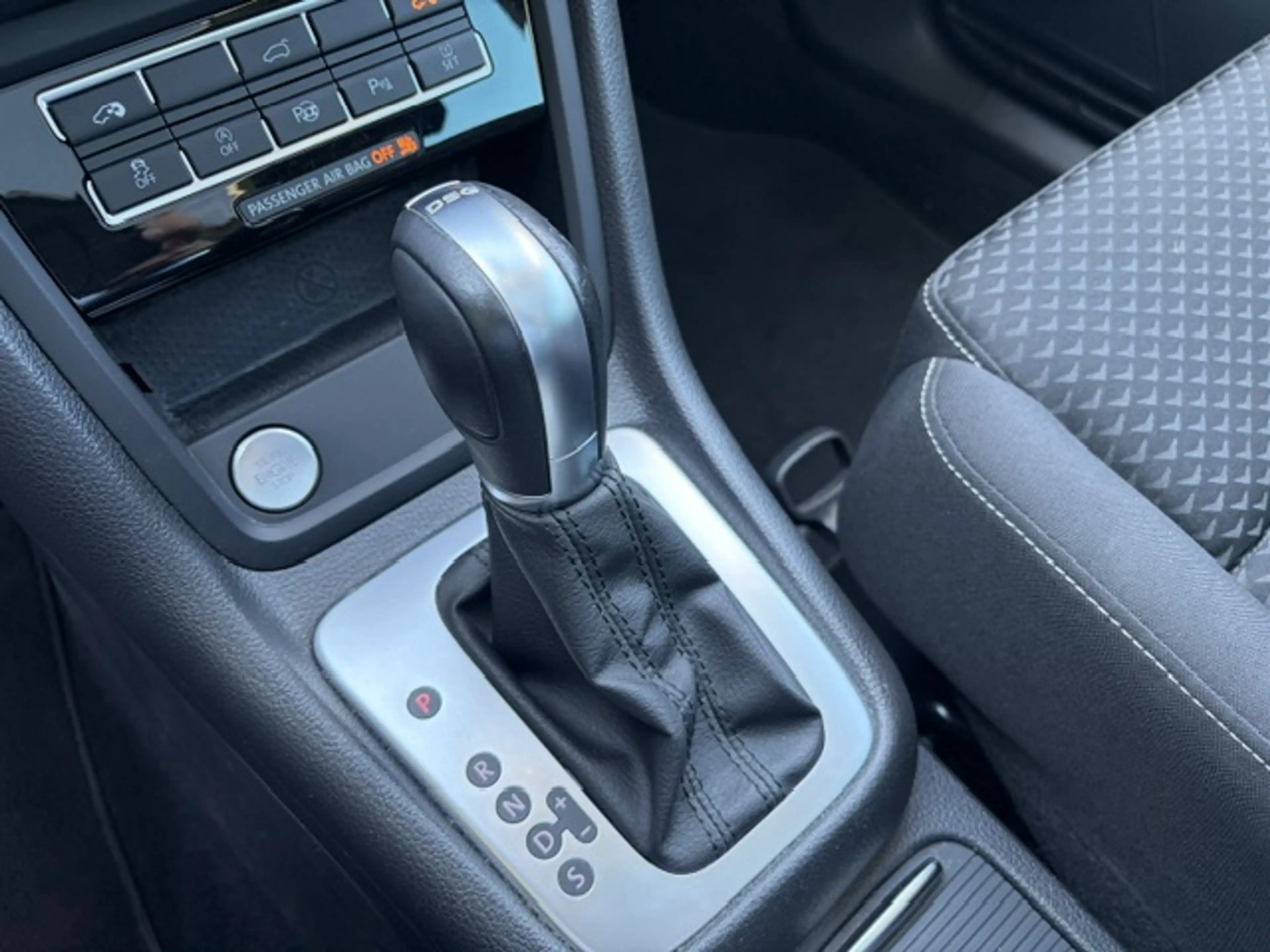 Volkswagen Sharan Sharan 1.4 TSI DSG Active — photo 9