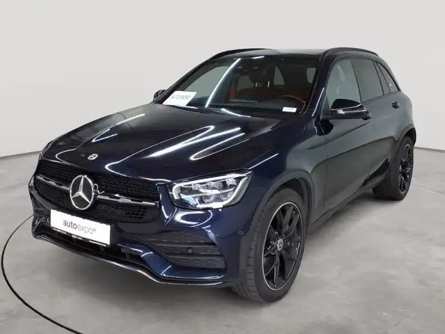 Mercedes-Benz GLC view 2
