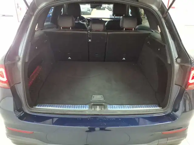 Mercedes-Benz GLC view 15