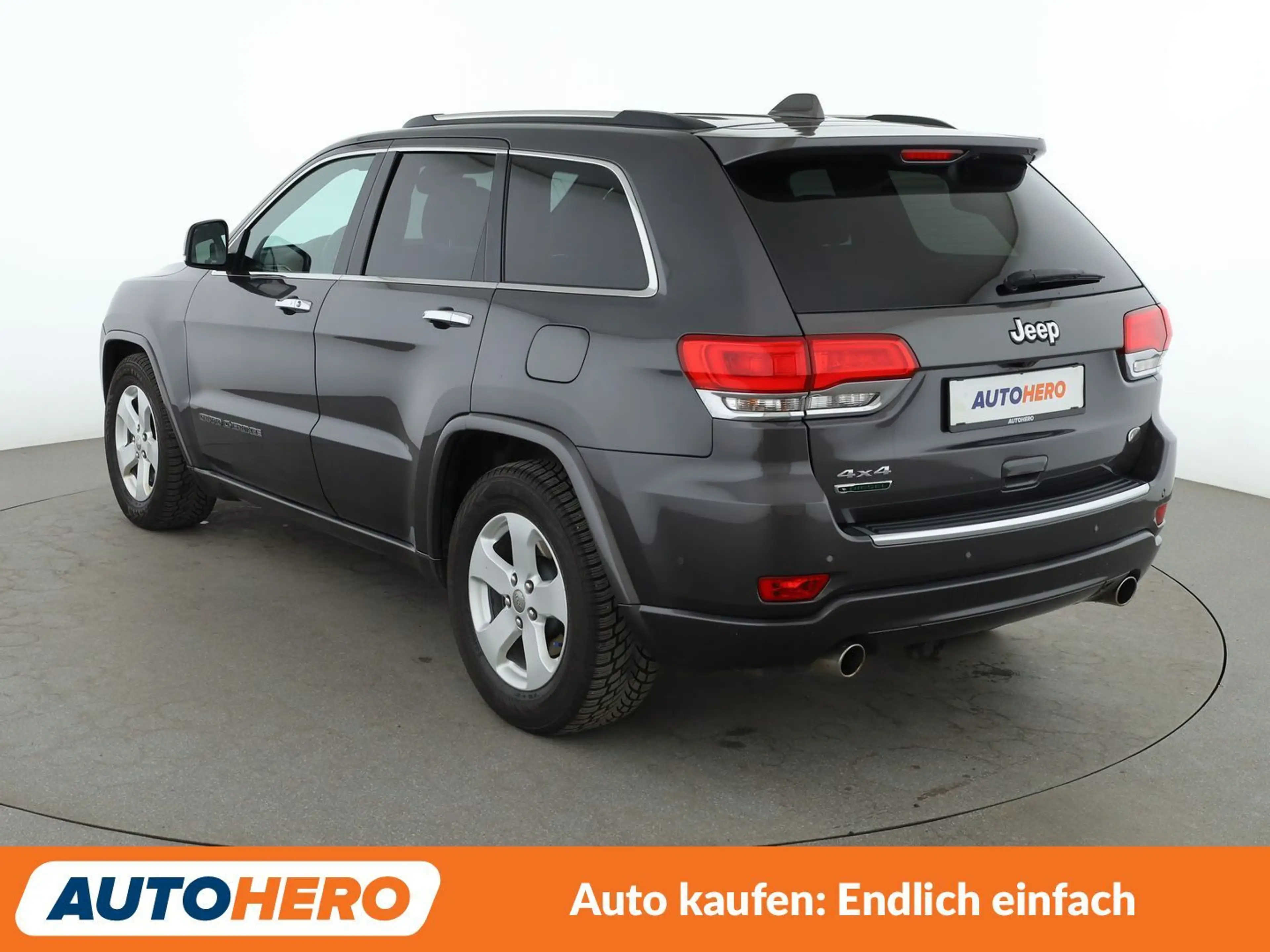 Jeep Grand Cherokee 3.0 CRD Overland Aut.*NAVI*XENON*ACC*CAM*PDC*SHZ* — photo 4