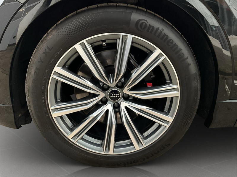 Audi SQ8 TFSI+Tiptronic+4M+Sound+AHK — photo 8