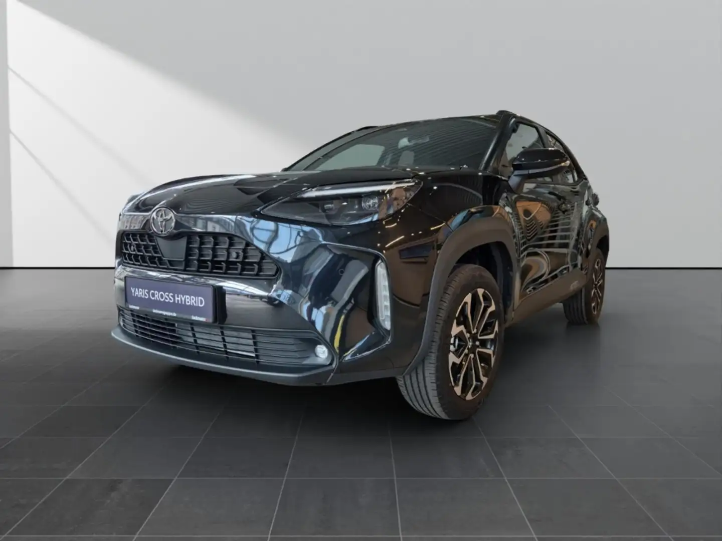 Toyota Yaris Cross 1.5 Teamplayer*Safety+Winter Paket Schwarz - 2