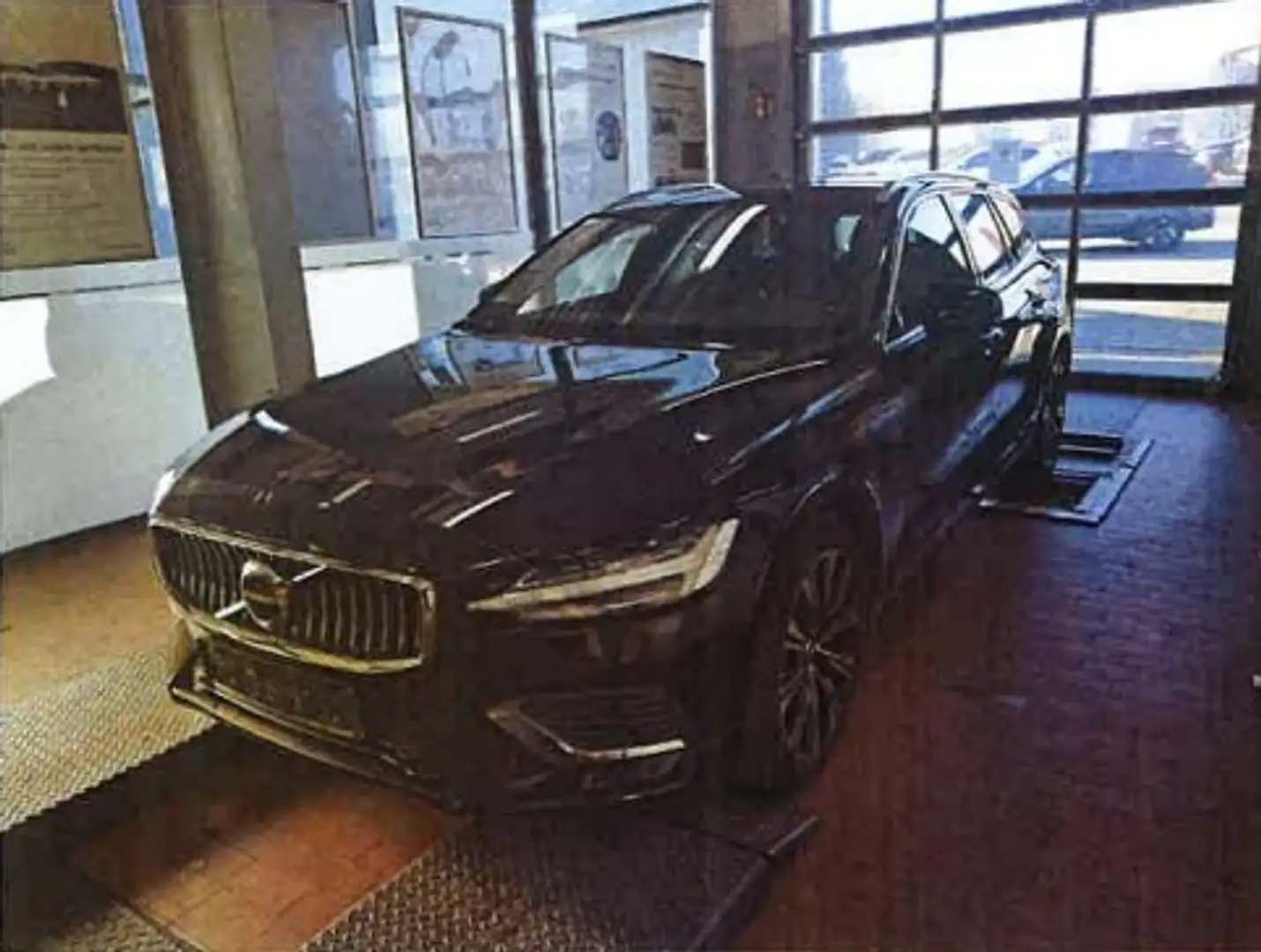 Volvo V60 T6 Recharge AWD PlusBright+LEDER+WINTERPAK+MEMORY Noir - 2