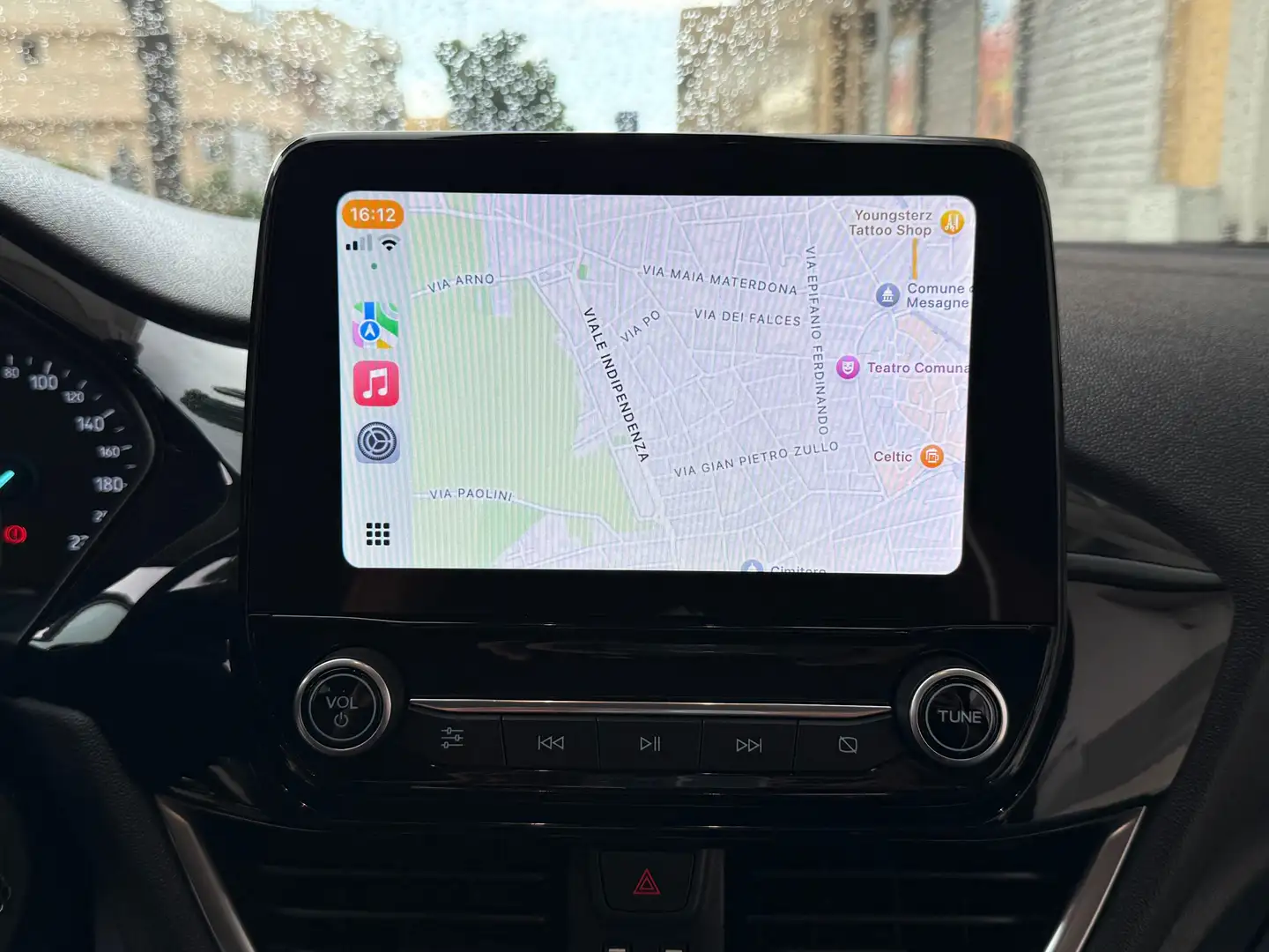 Ford Fiesta 1.5 EcoBlue 5P Titanium LED CARPLAY Bianco - 2