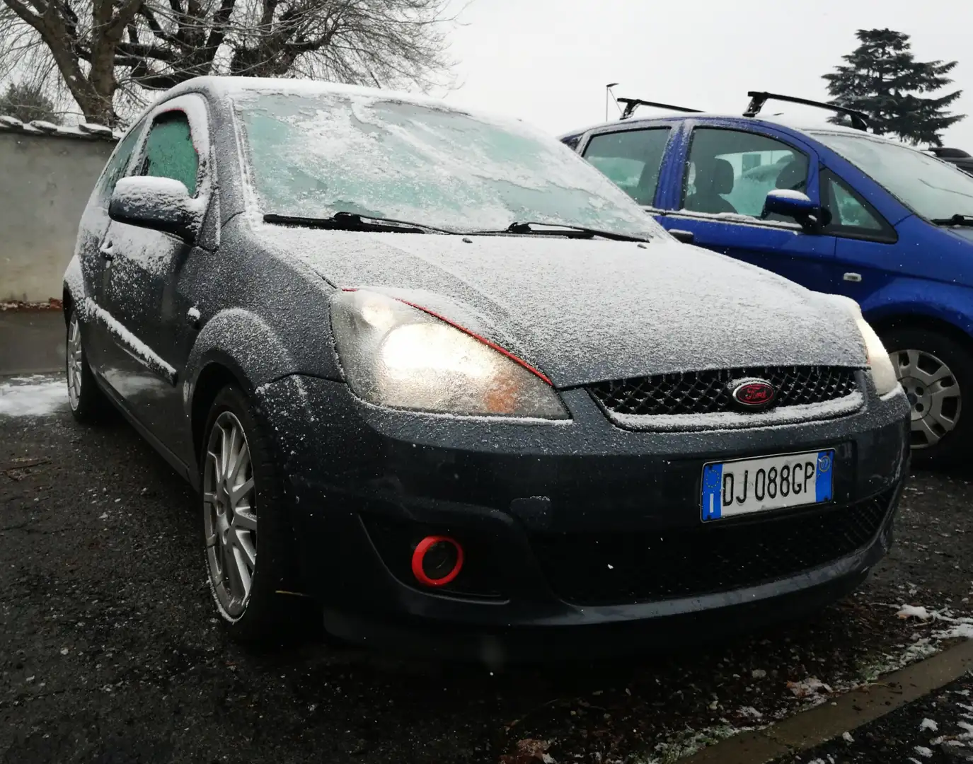 Ford Fiesta Fiesta V 3p 1.25 NEOPATENTATI Grigio - 2