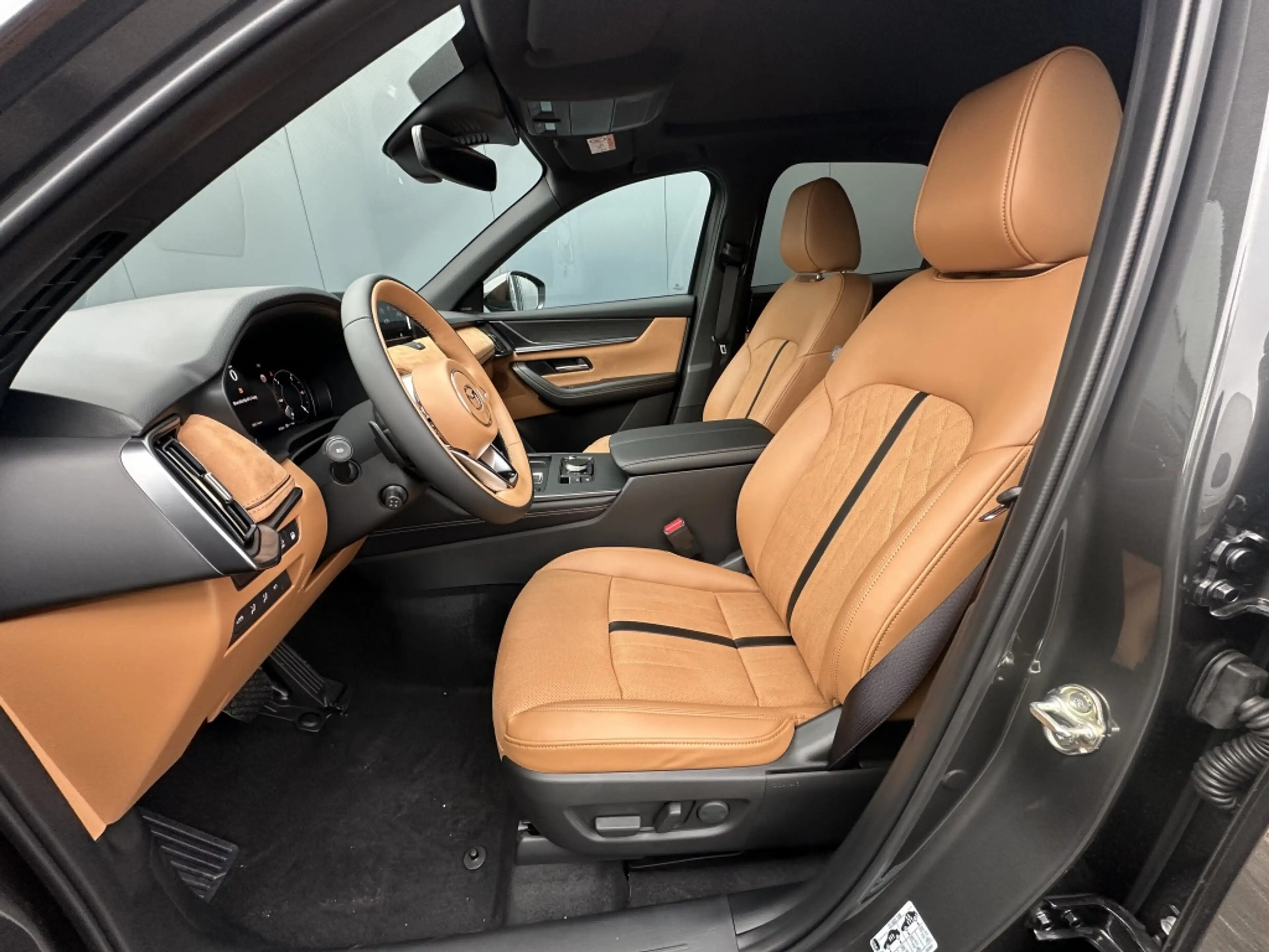 Mazda CX-60 2.5 PHEV Homura Plus / Tan Nappa Lederen Bekleding — photo 5