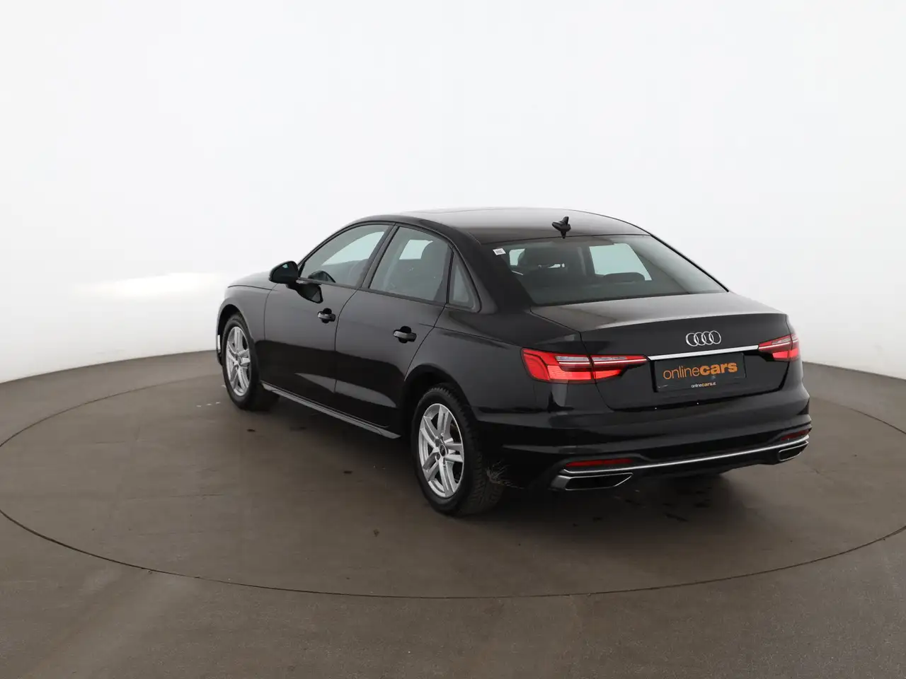 Audi A4 Limousine 40 TDI advanced Aut LED SKY NAVI PDC 7