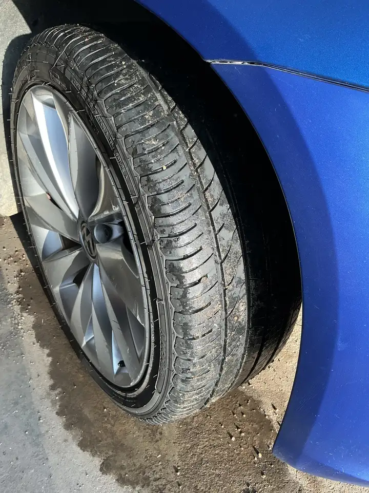 Volkswagen Scirocco снимка Volkswagen Scirocco